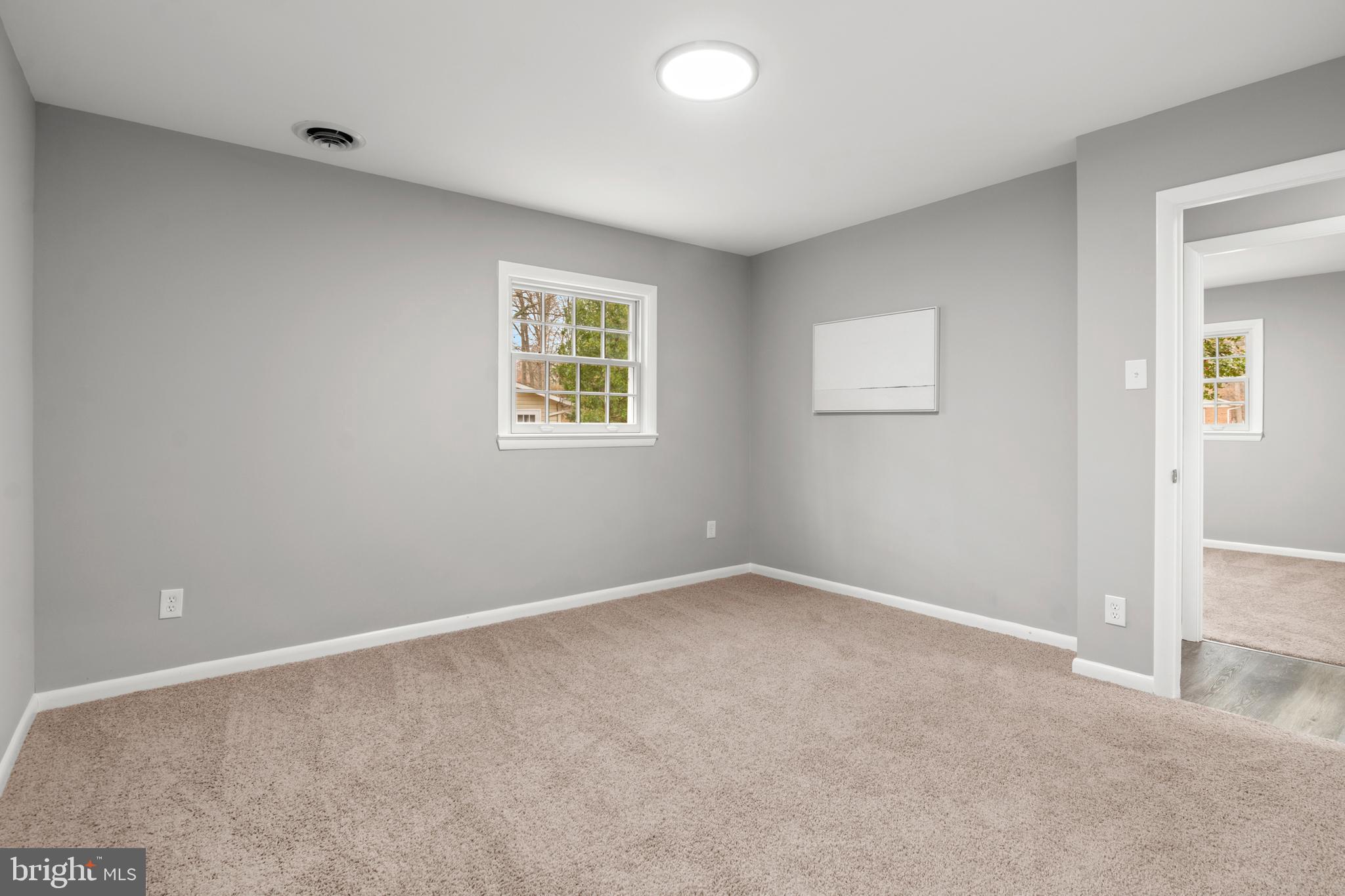 HILLMEADE MANOR - Residential