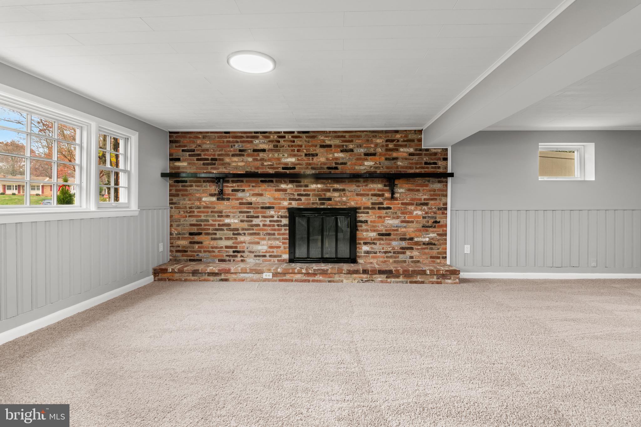 HILLMEADE MANOR - Residential