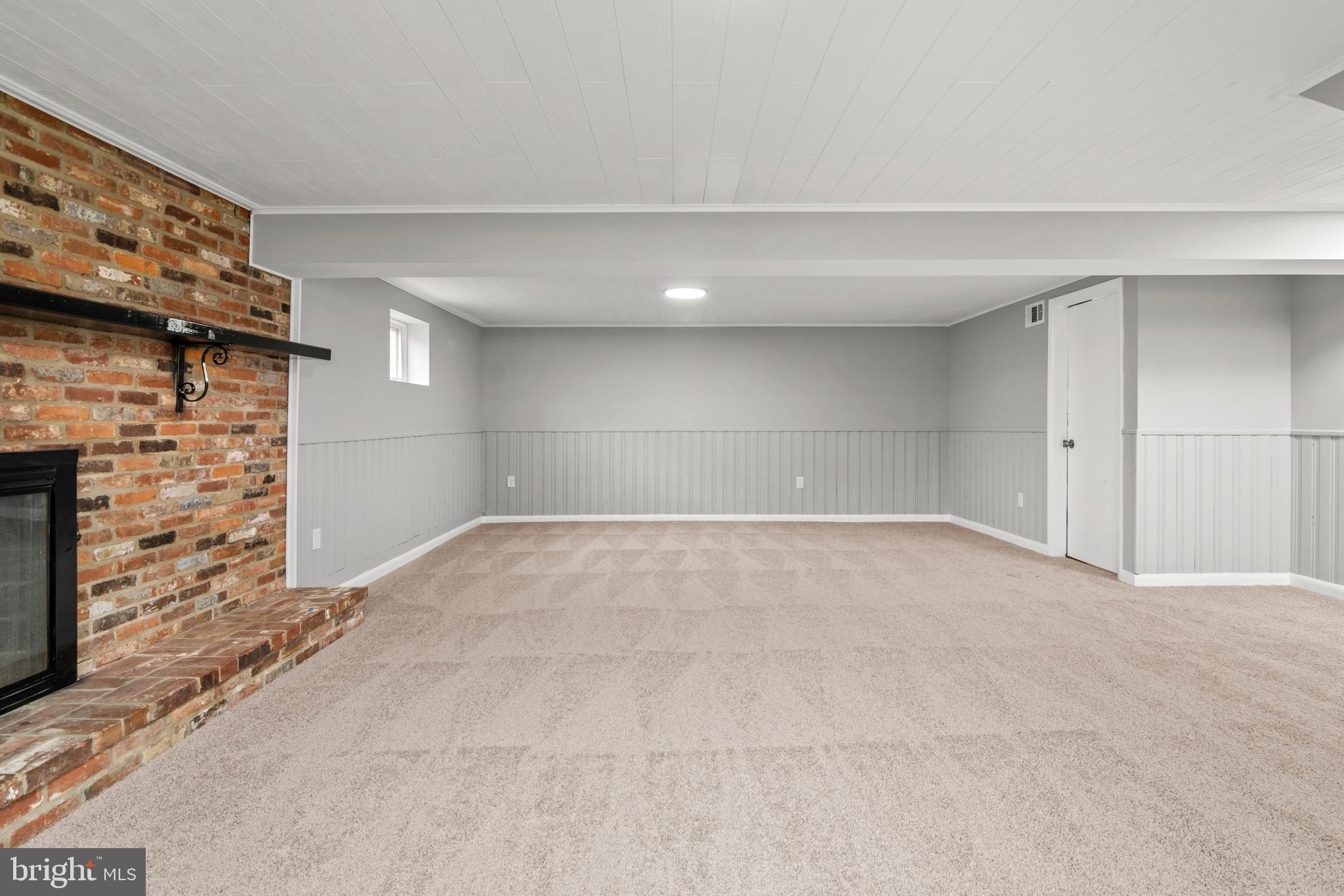 HILLMEADE MANOR - Residential