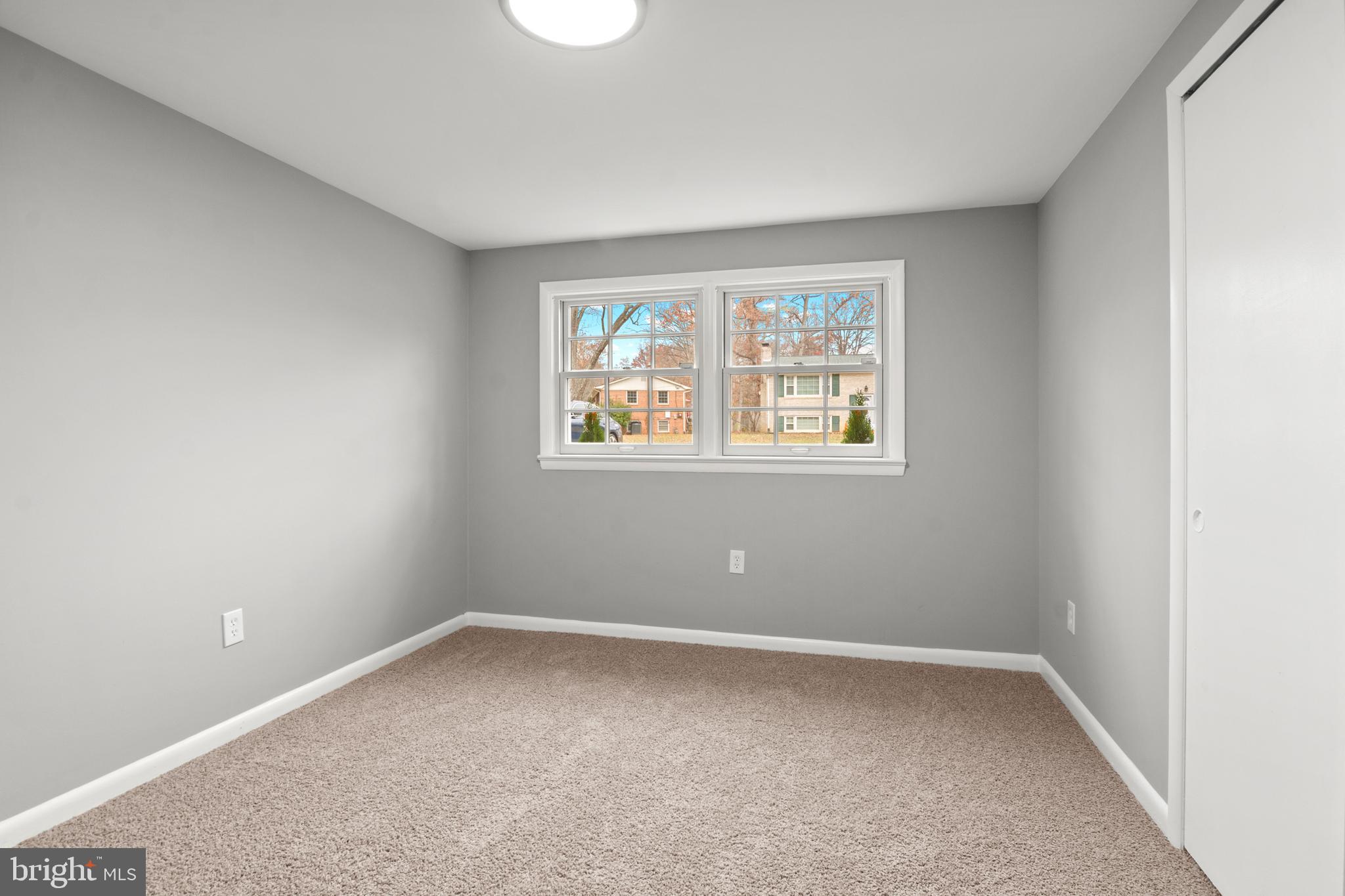 HILLMEADE MANOR - Residential