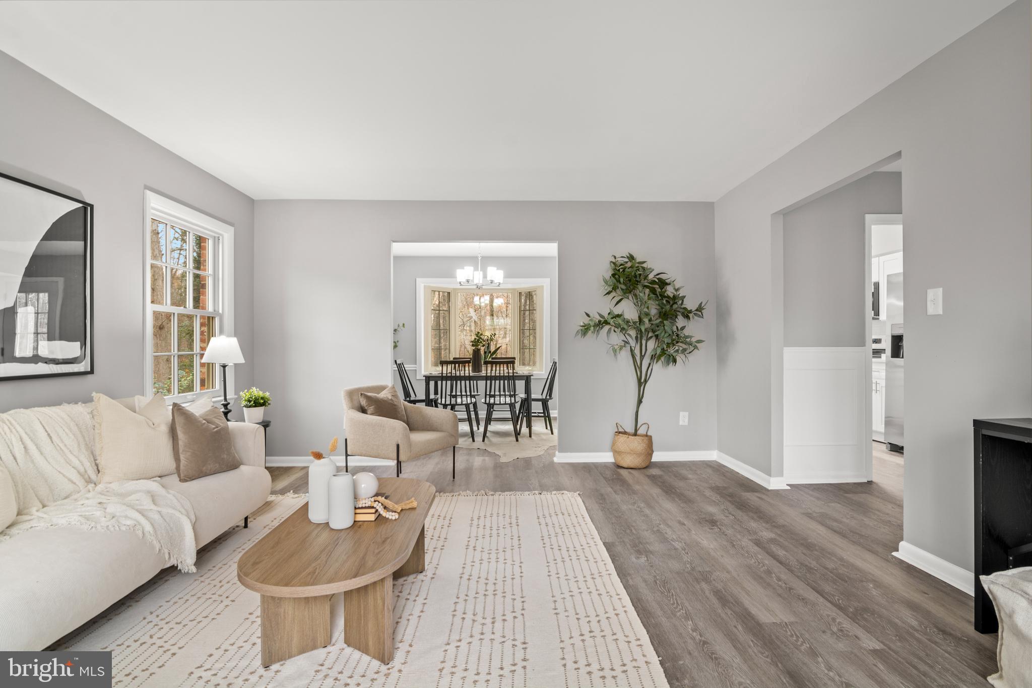 HILLMEADE MANOR - Residential