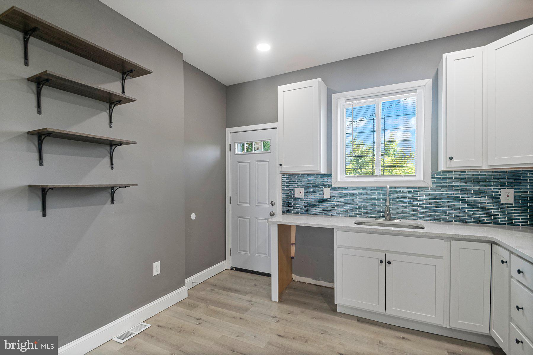 CLIFTON PARK - Residential