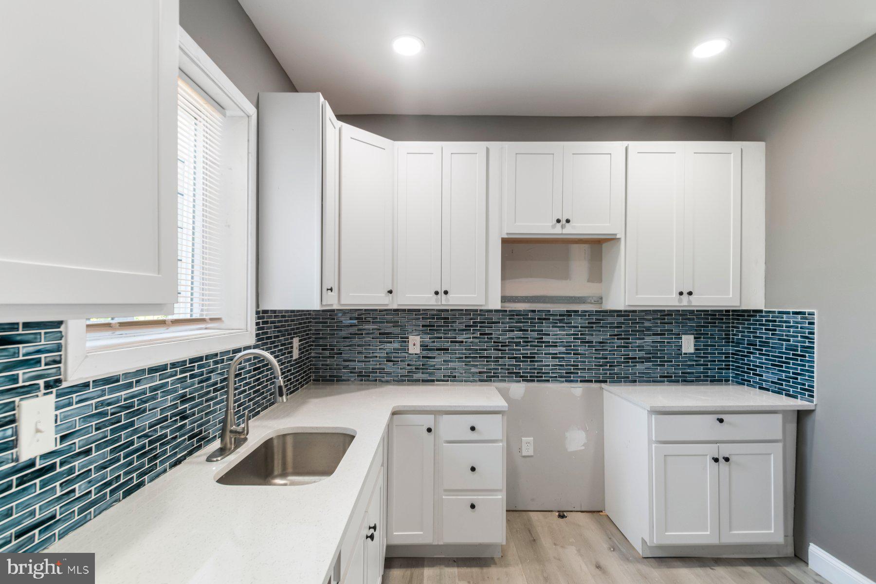 CLIFTON PARK - Residential