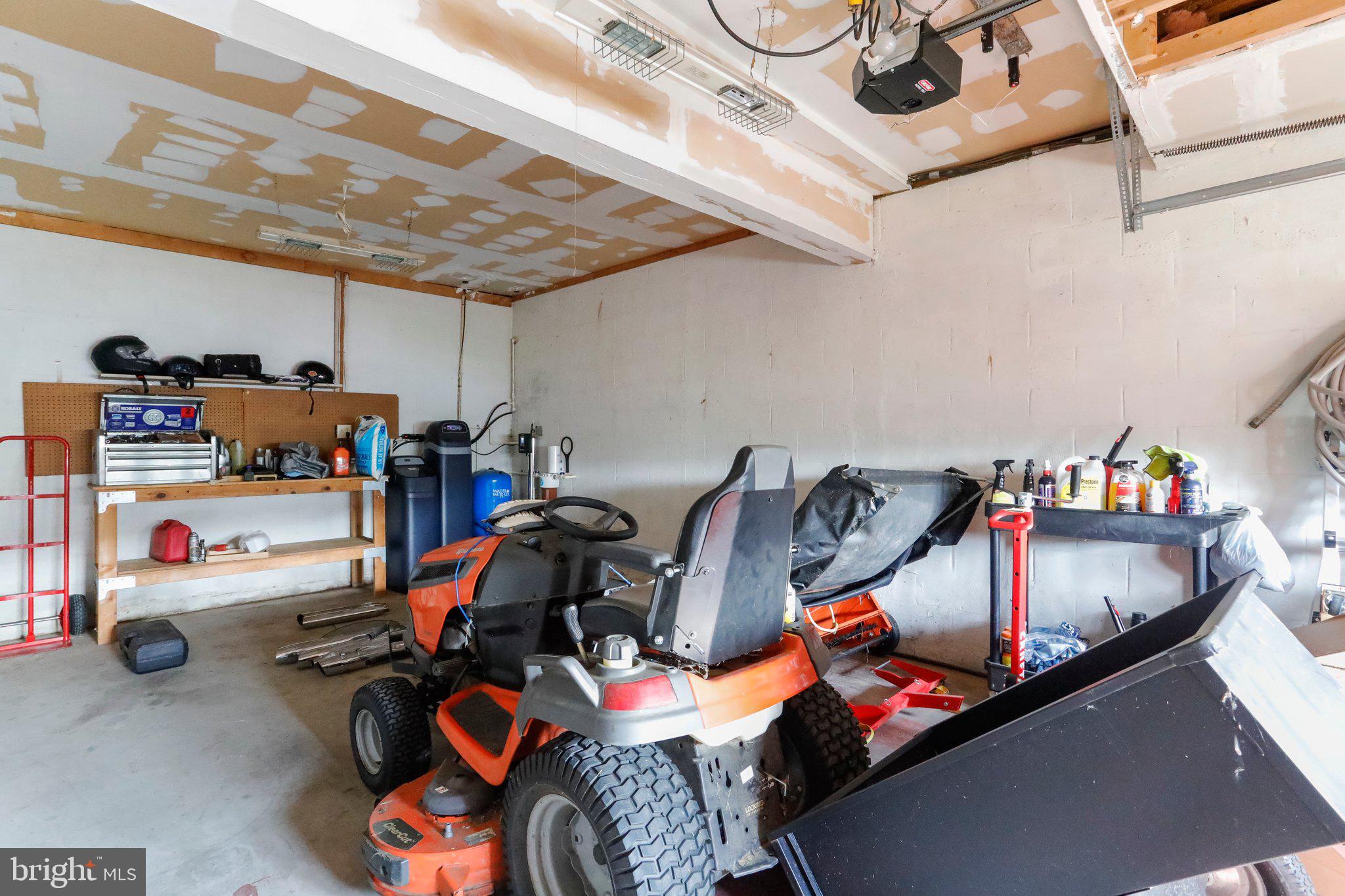 BROOKVIEW ACRES - Residential