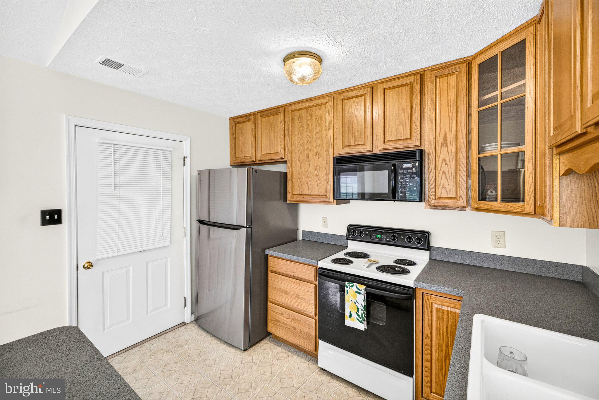 108 TYLER CIRCLE F-2