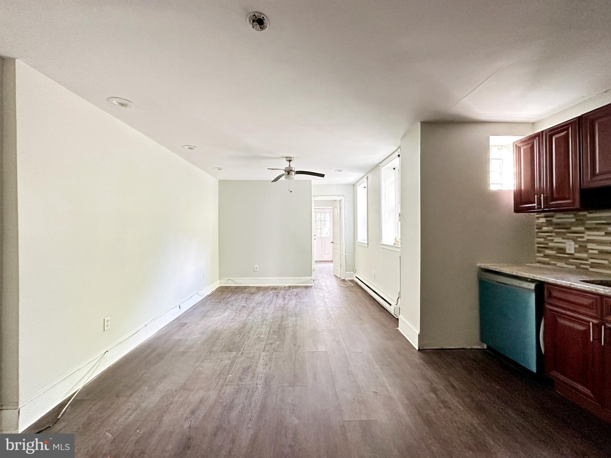 POINT BREEZE - Residential Lease