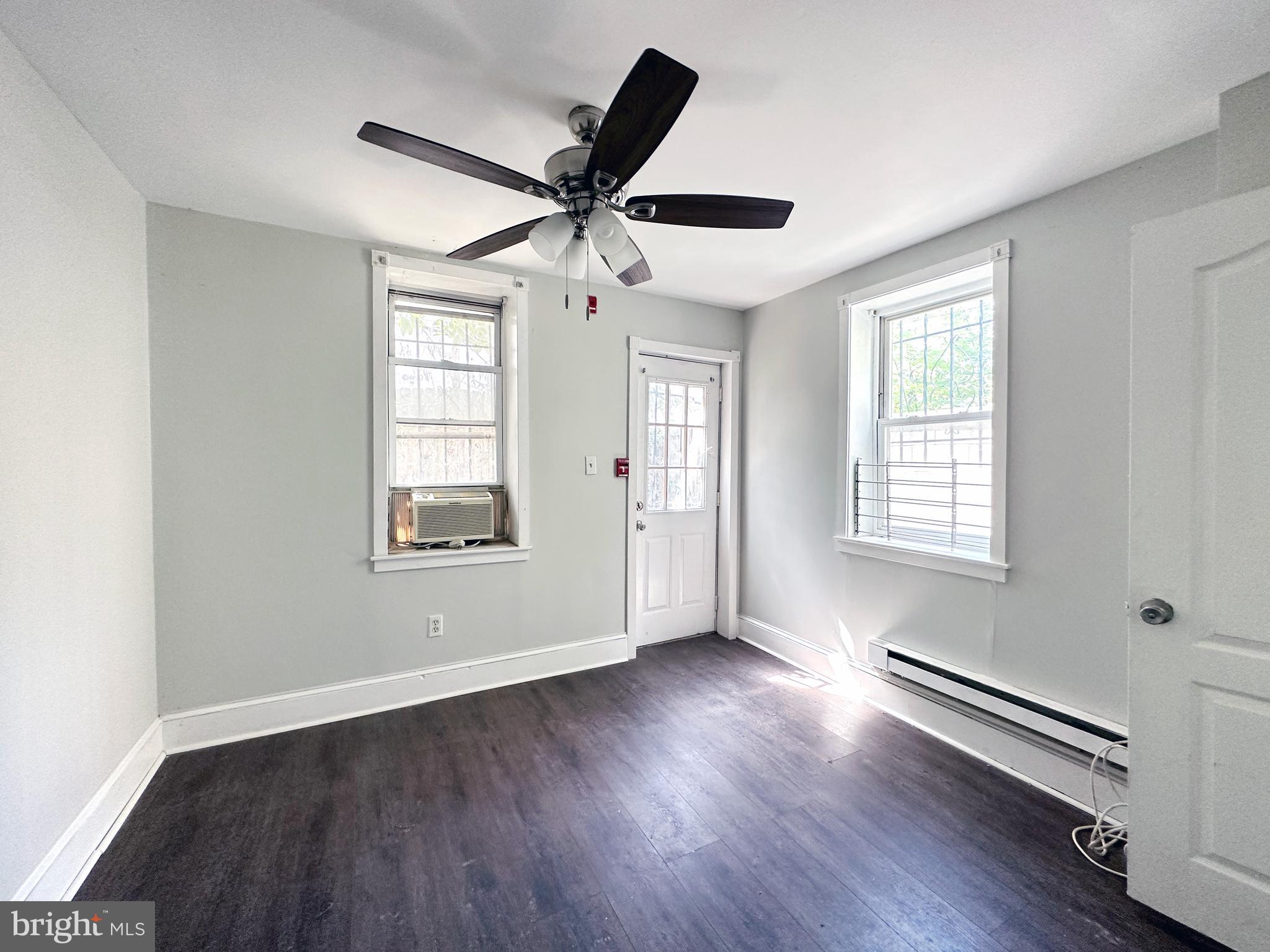 POINT BREEZE - Residential Lease