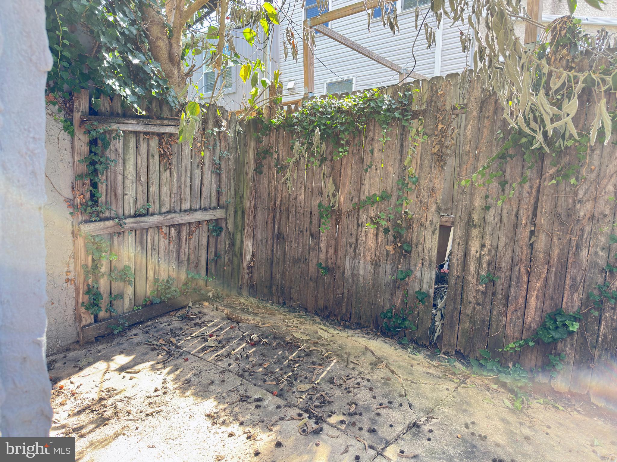 POINT BREEZE - Residential Lease