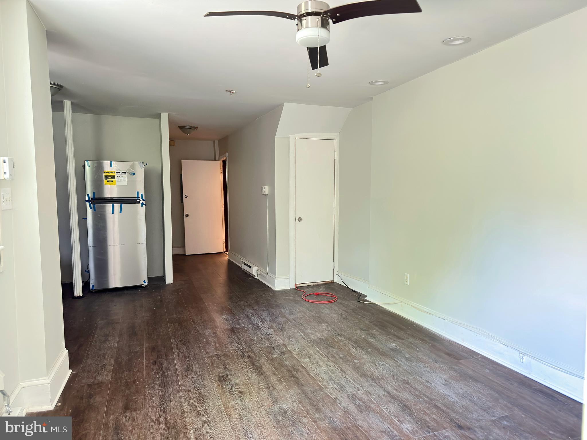 POINT BREEZE - Residential Lease