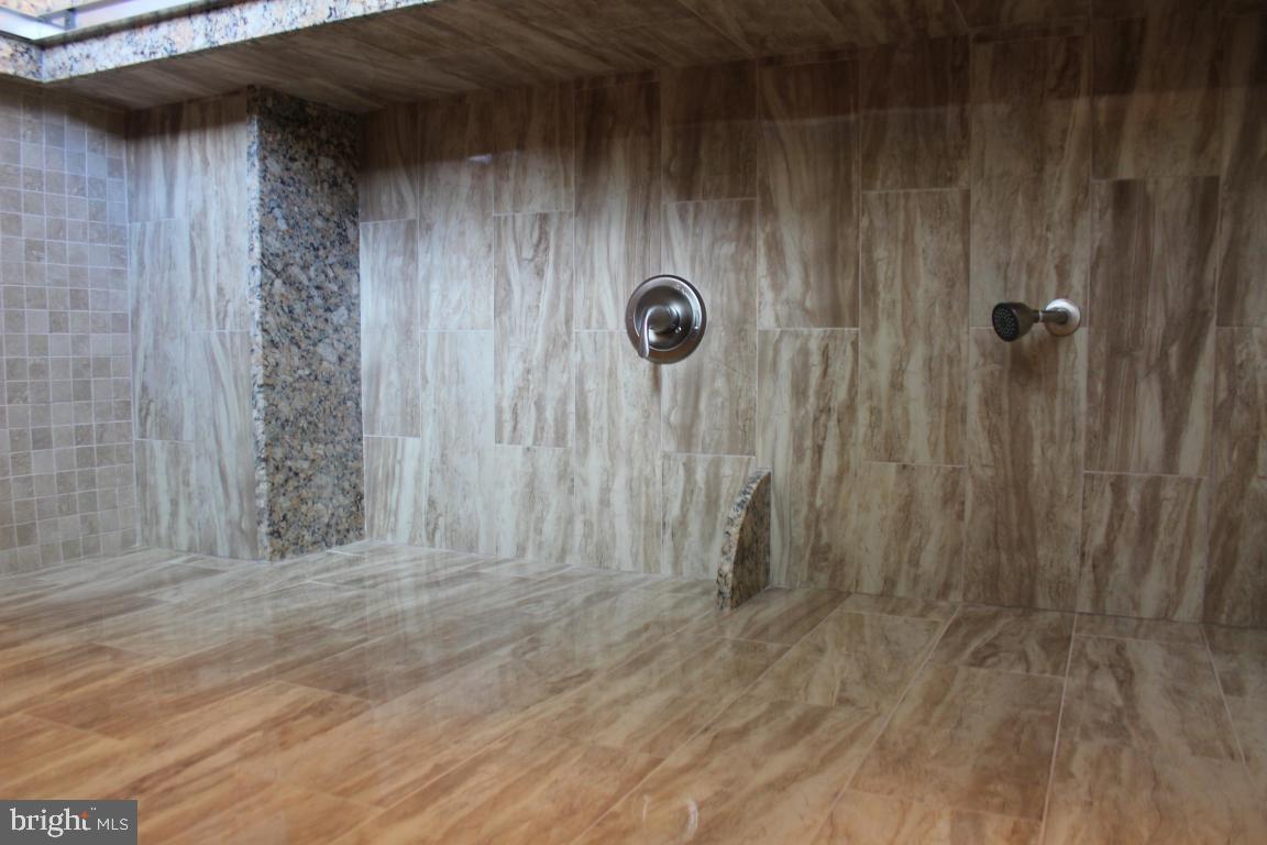 LAFAYETTE PLACE - Residential