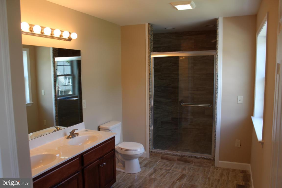 LAFAYETTE PLACE - Residential
