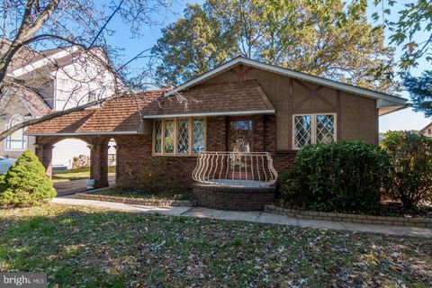 1919 SURF CIRCLE PASADENA MD 21122