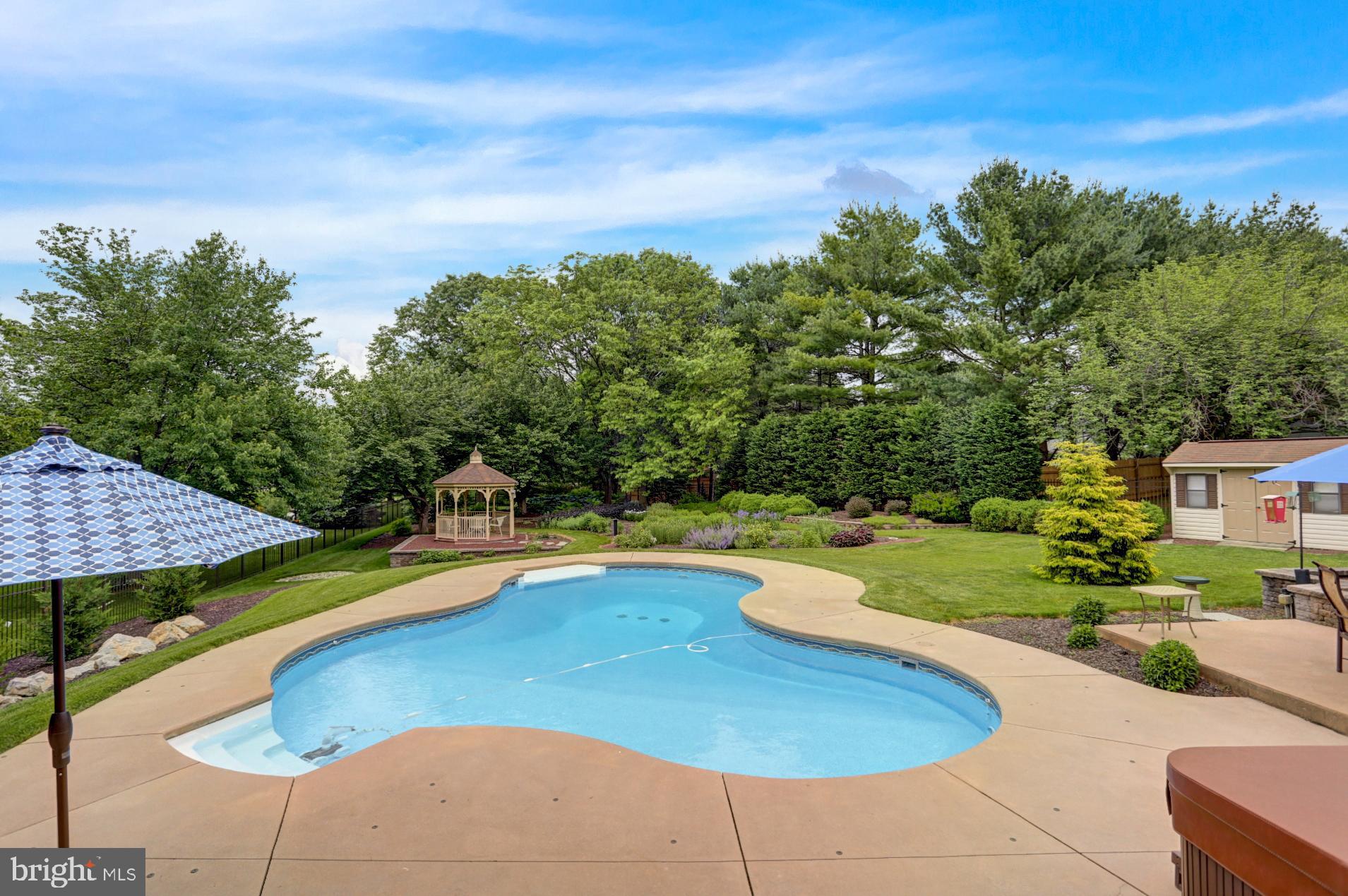 RIVER BEND ESTATES - Residential