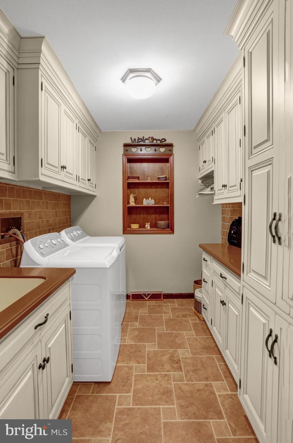 RIVER BEND ESTATES - Residential