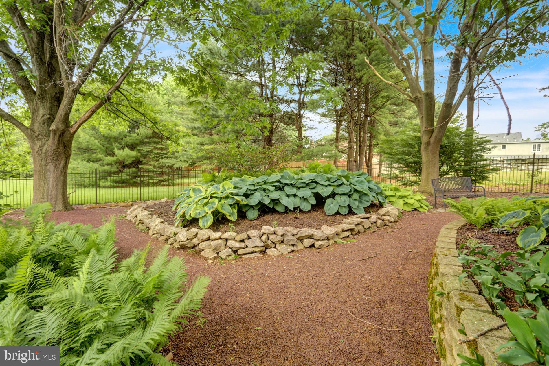 RIVER BEND ESTATES - Residential