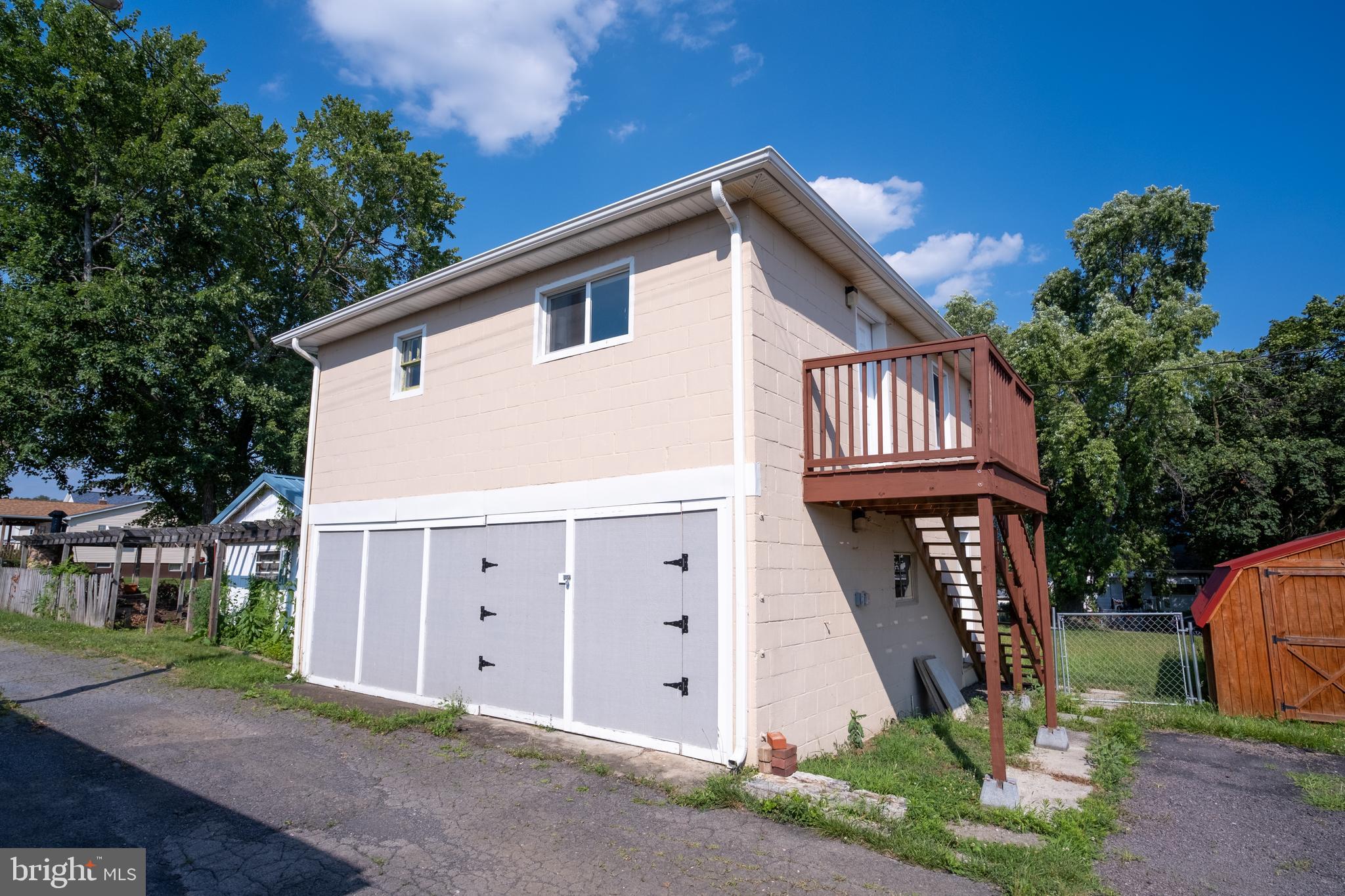 MAPLESIDE - Residential