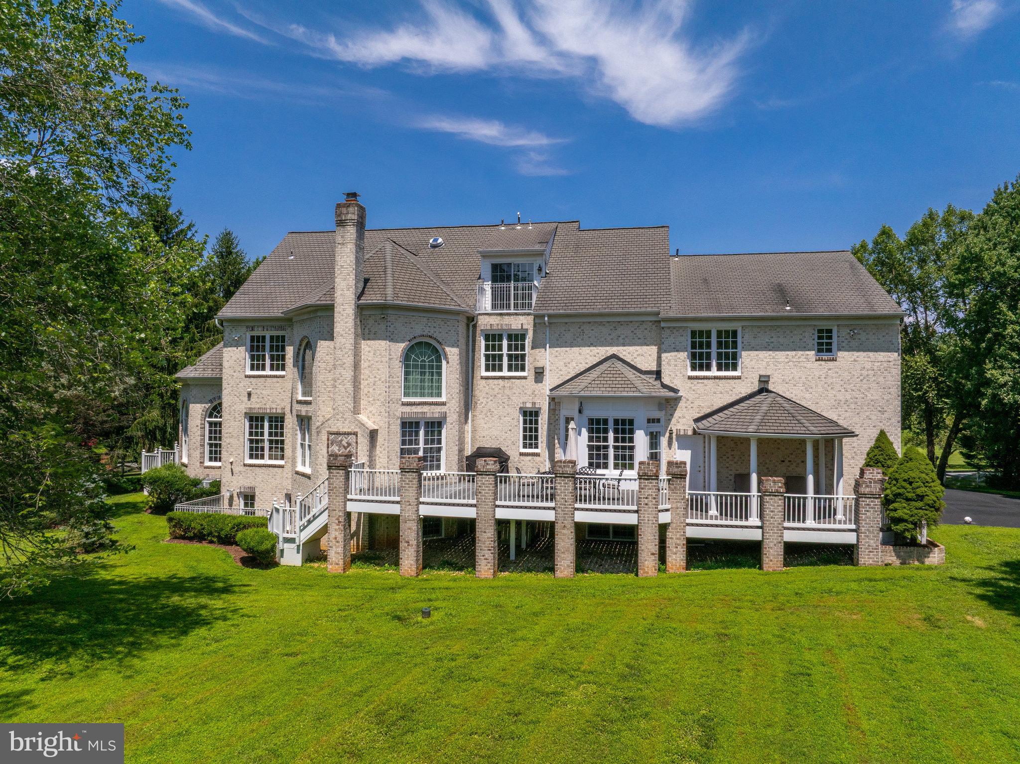 TRAVILAH MEADOWS - Residential