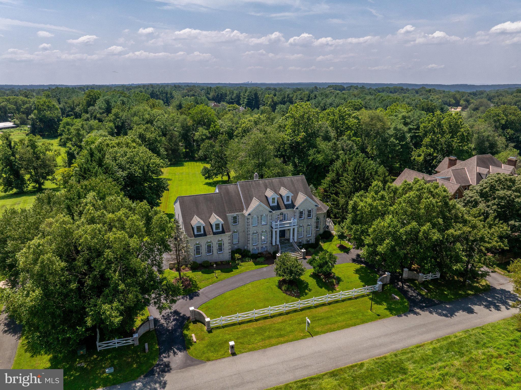 TRAVILAH MEADOWS - Residential