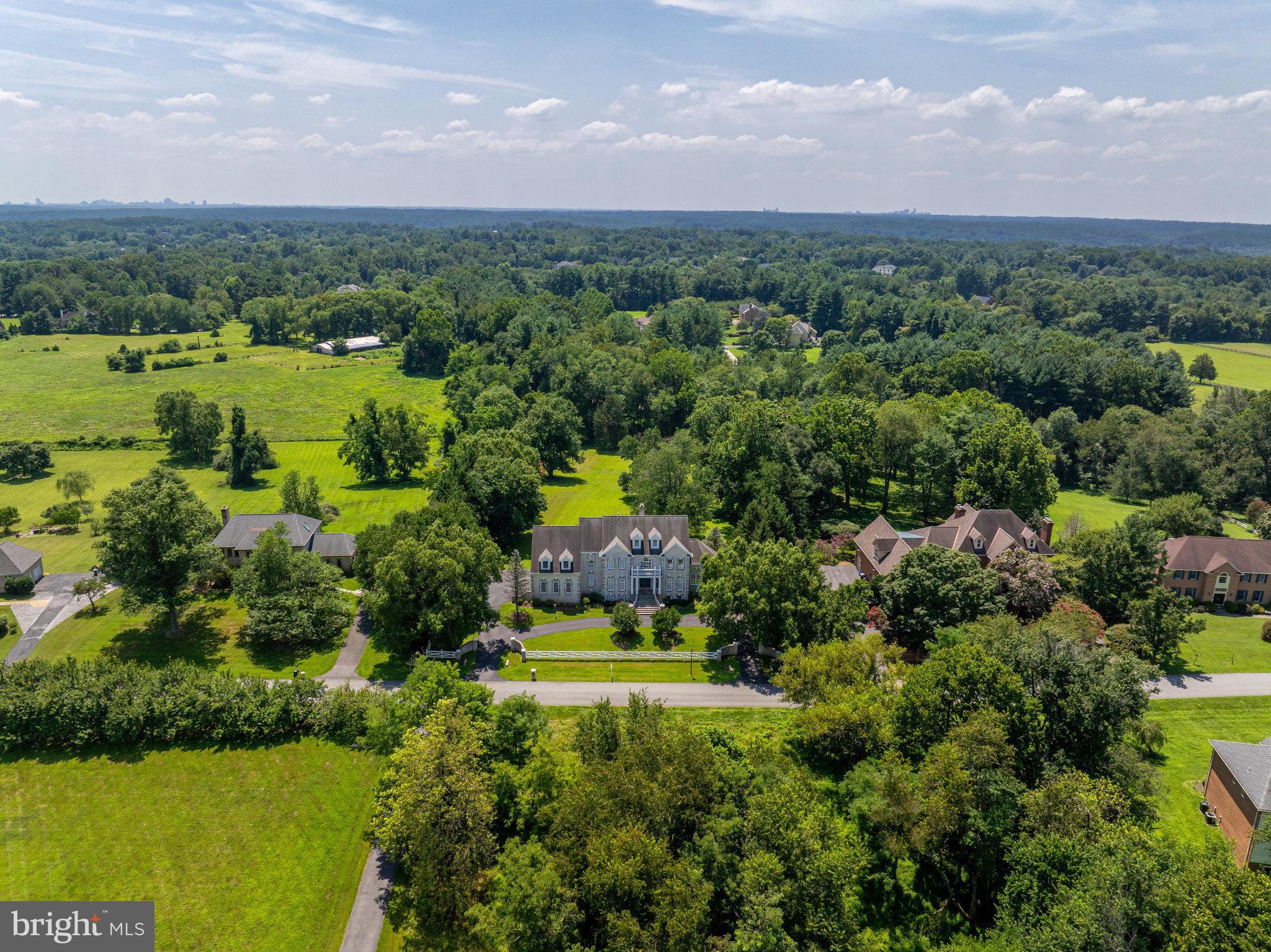 TRAVILAH MEADOWS - Residential