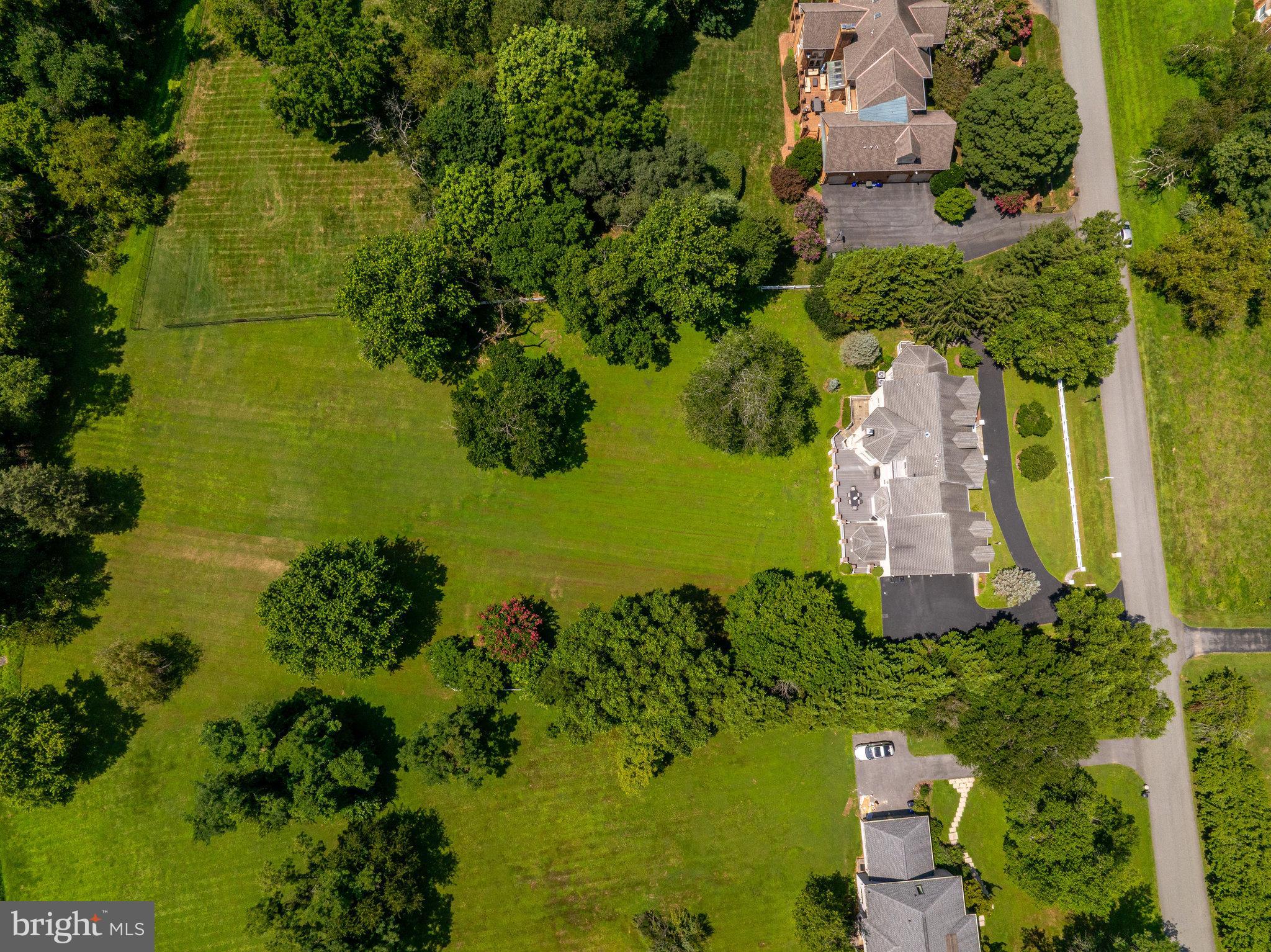 TRAVILAH MEADOWS - Residential