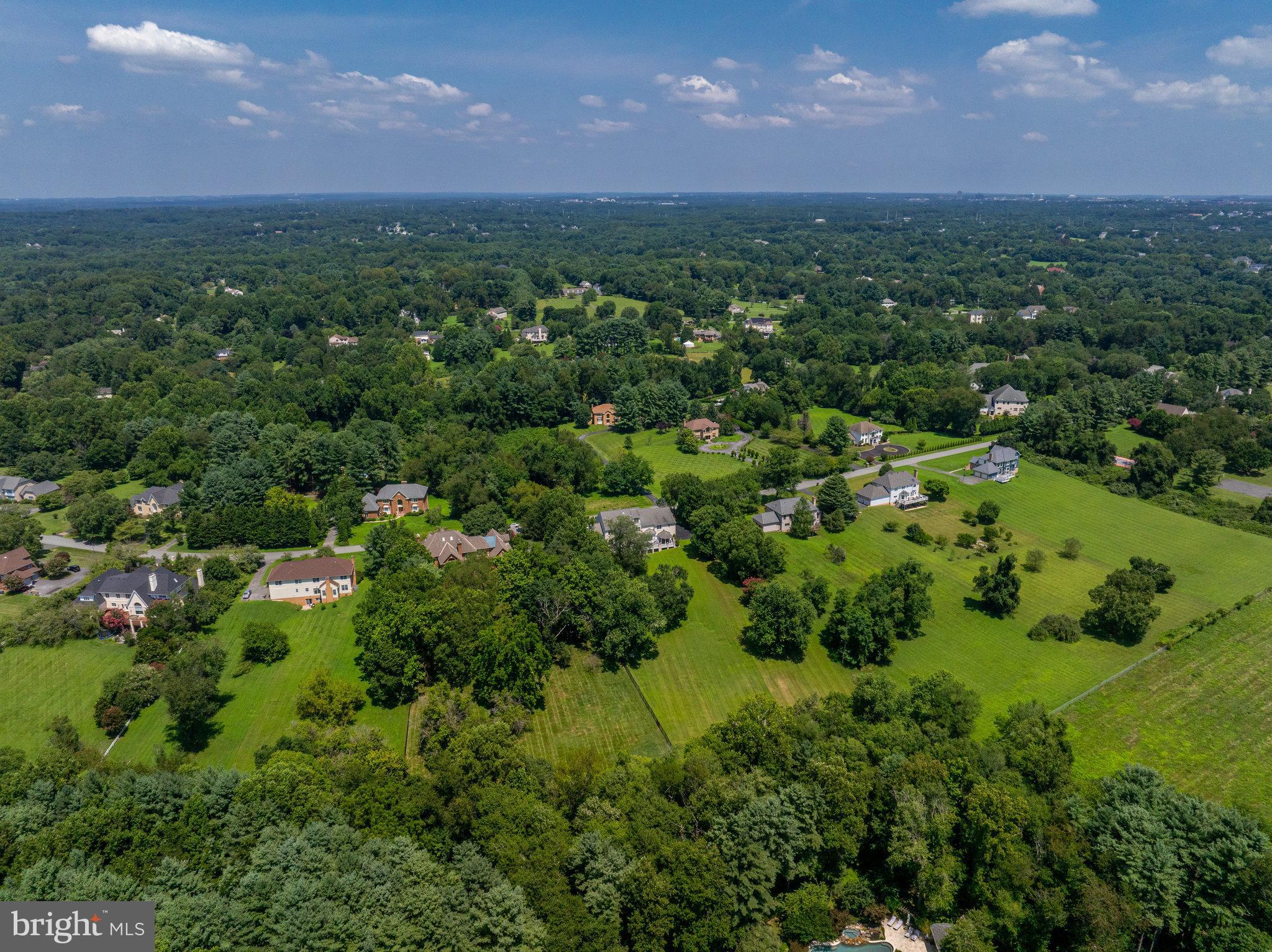 TRAVILAH MEADOWS - Residential