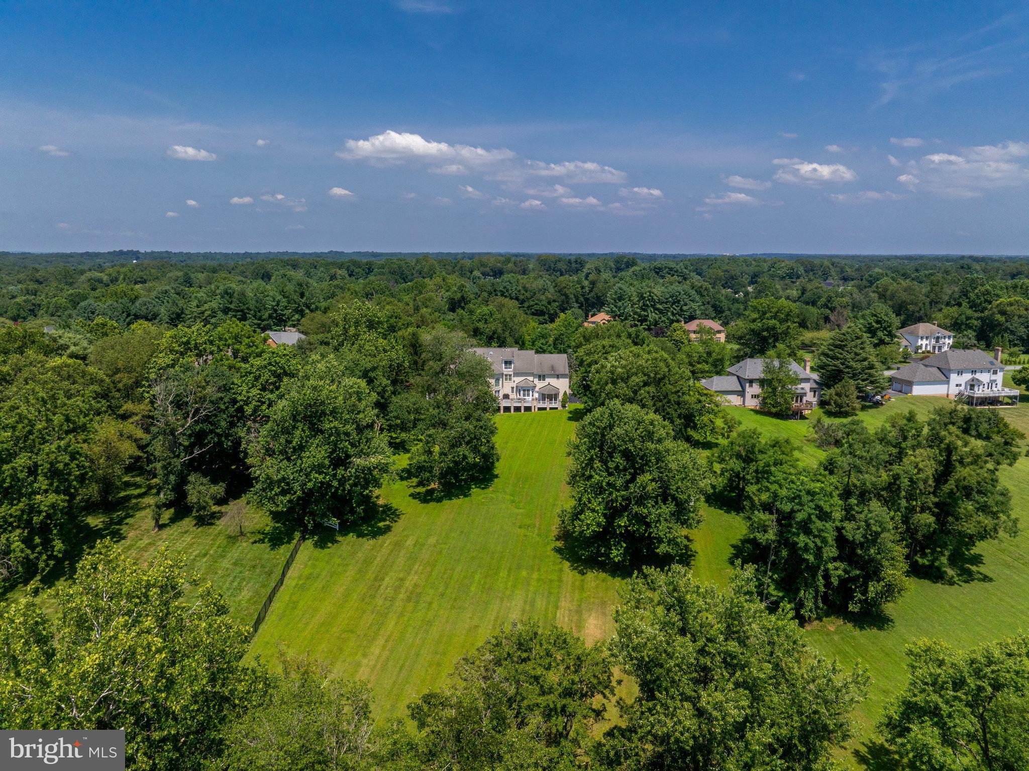 TRAVILAH MEADOWS - Residential