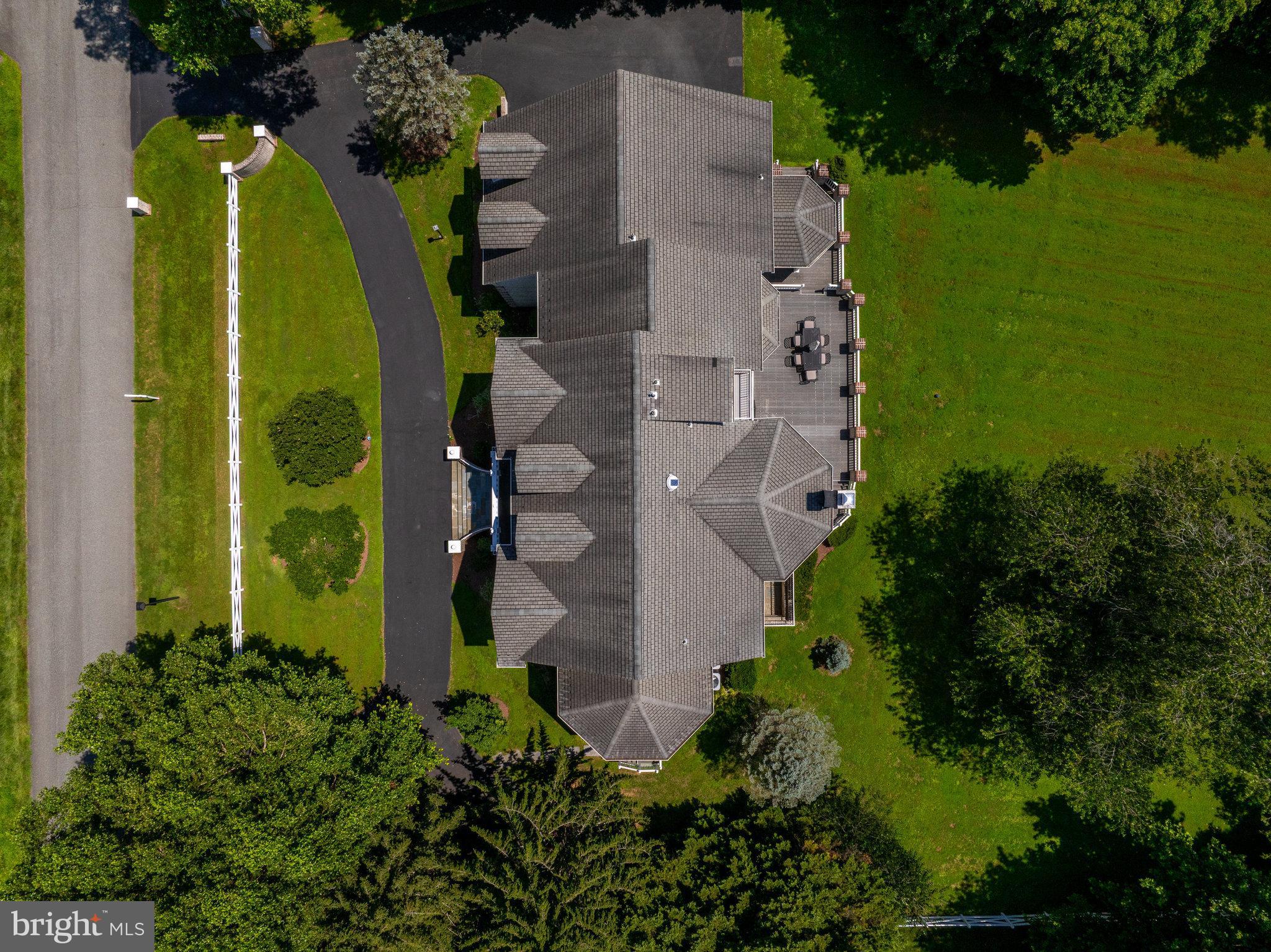 TRAVILAH MEADOWS - Residential