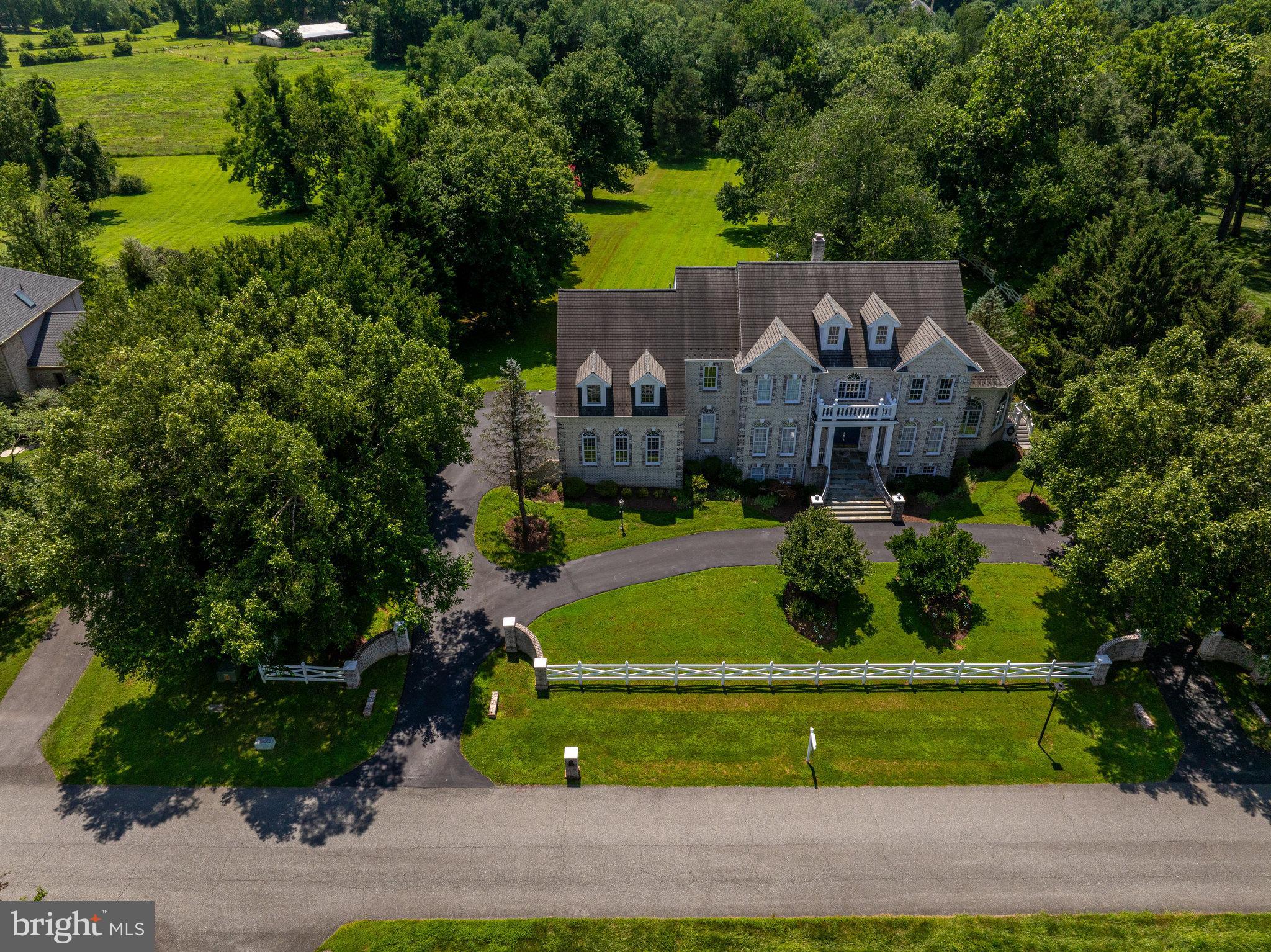 TRAVILAH MEADOWS - Residential