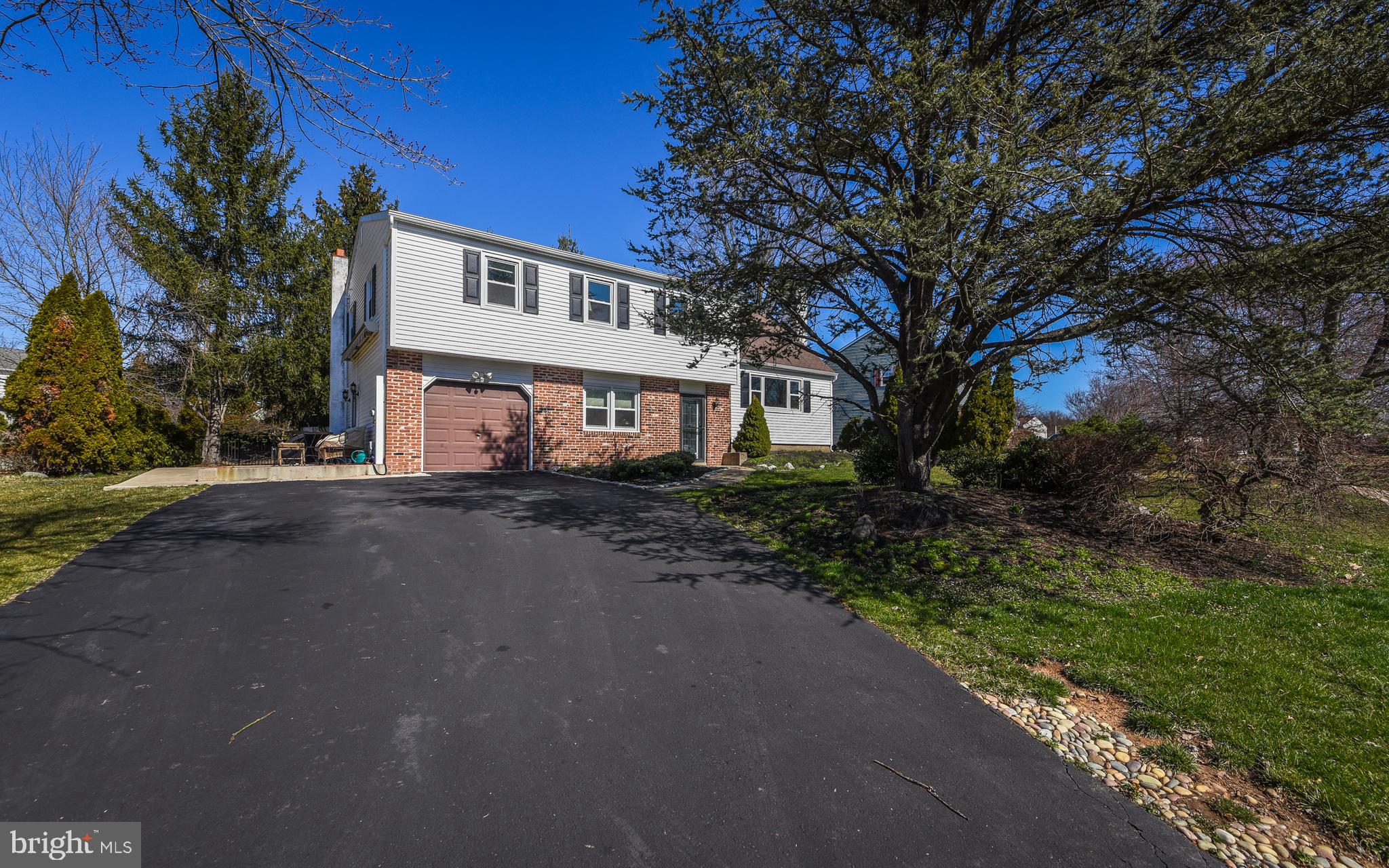 WARRINGTON VIL - Residential