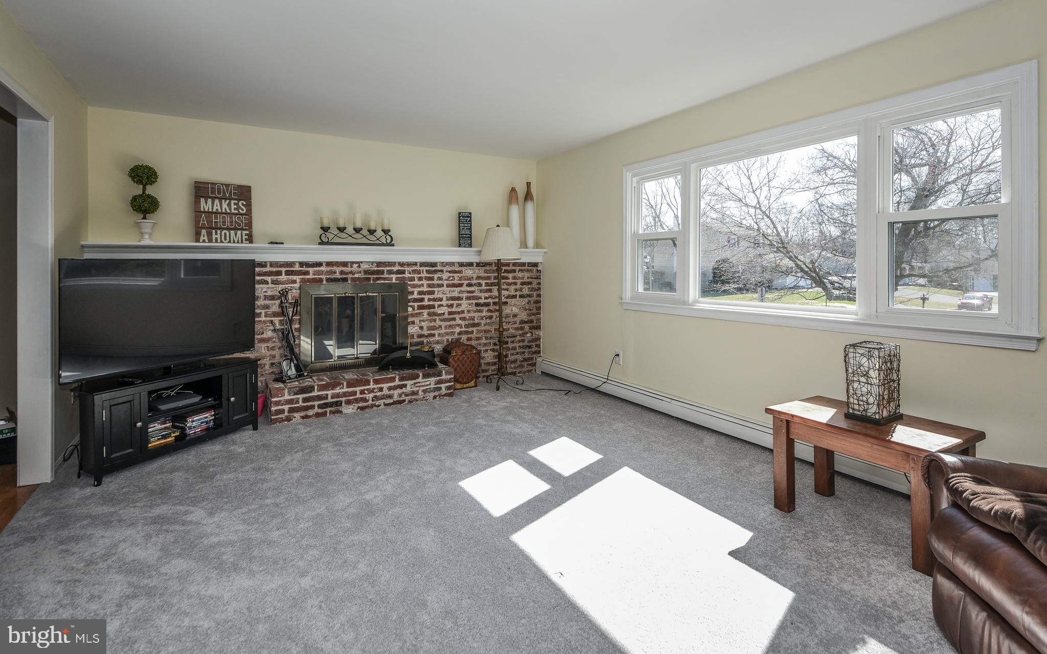 WARRINGTON VIL - Residential