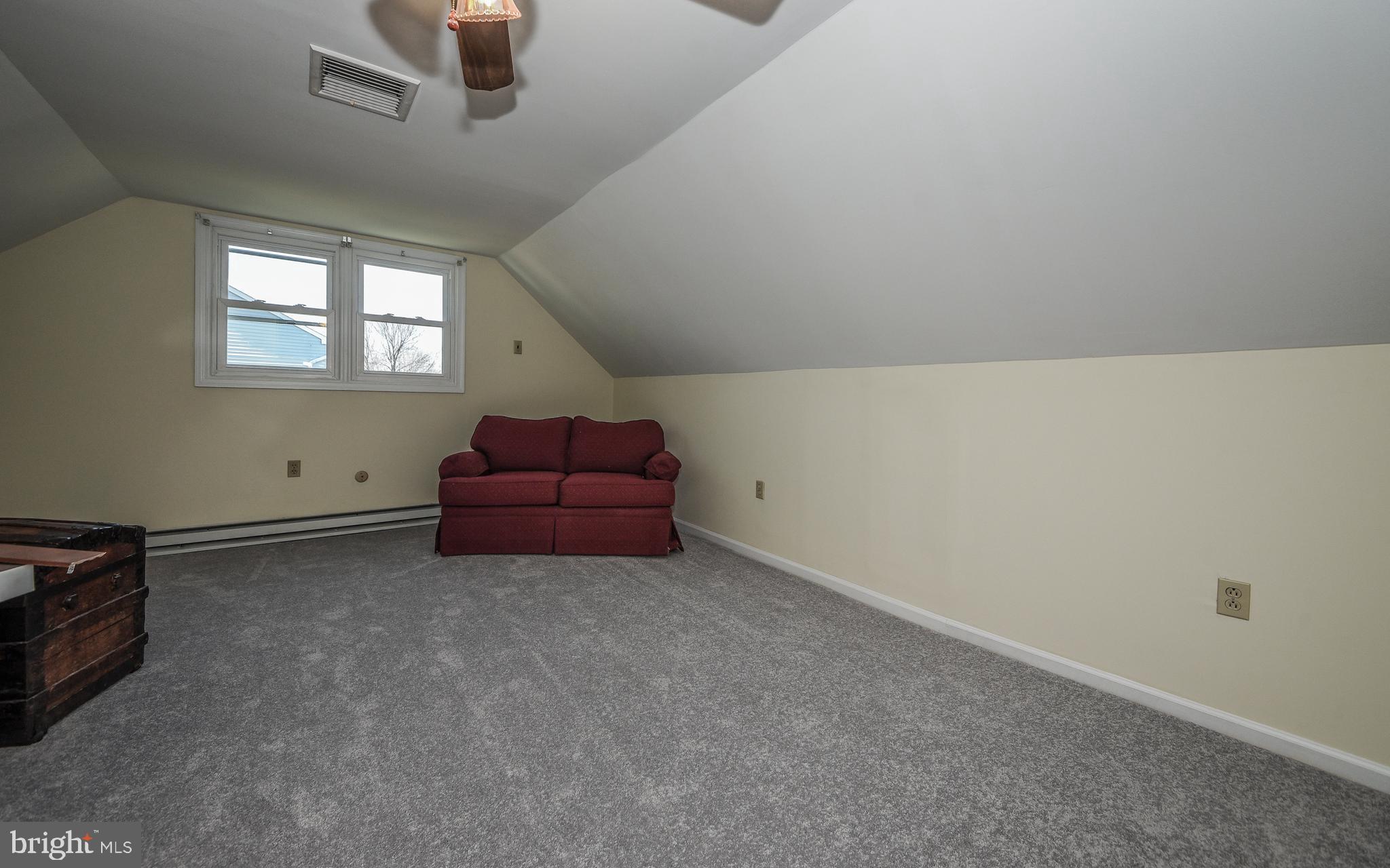 WARRINGTON VIL - Residential