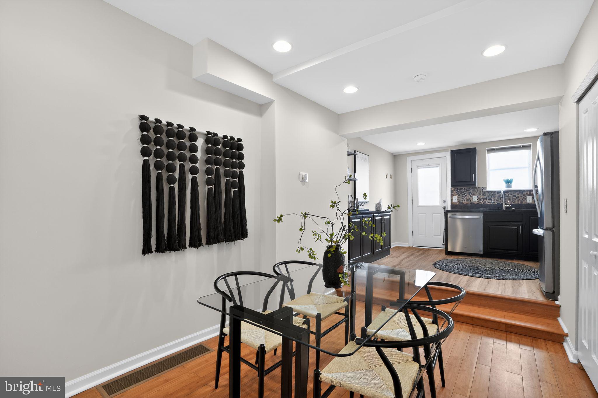 PASSYUNK SQUARE - Residential