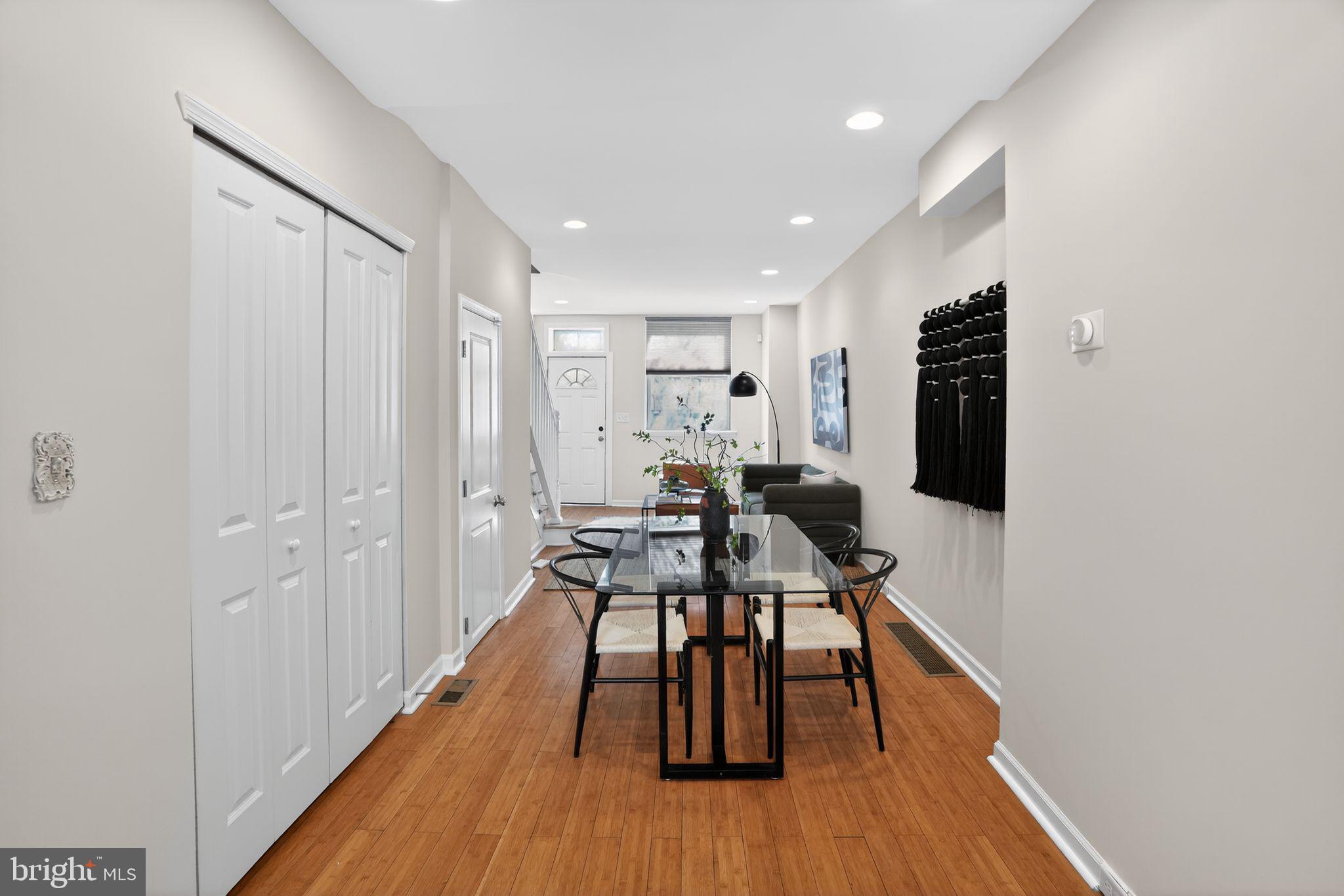 PASSYUNK SQUARE - Residential