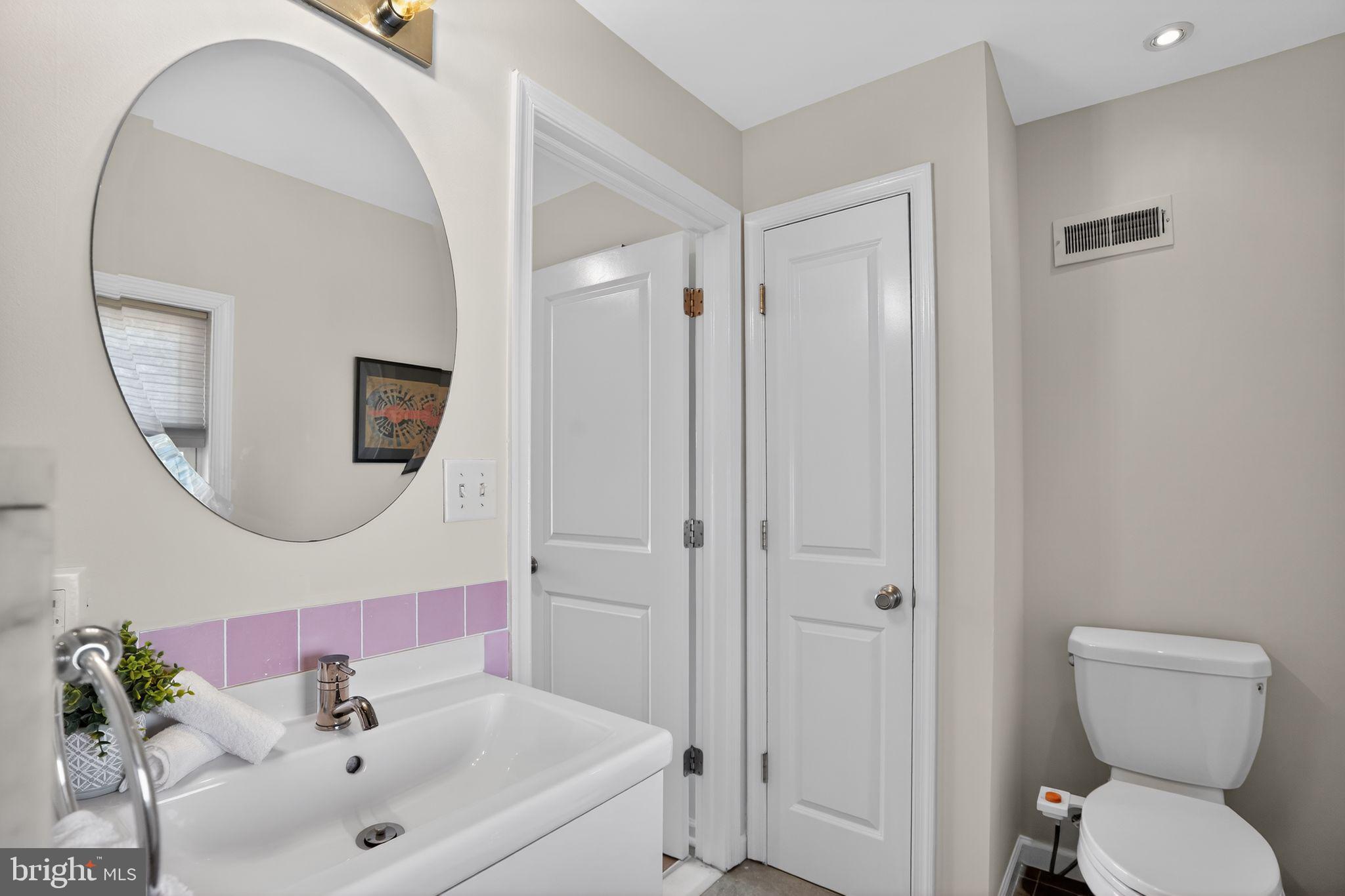 PASSYUNK SQUARE - Residential