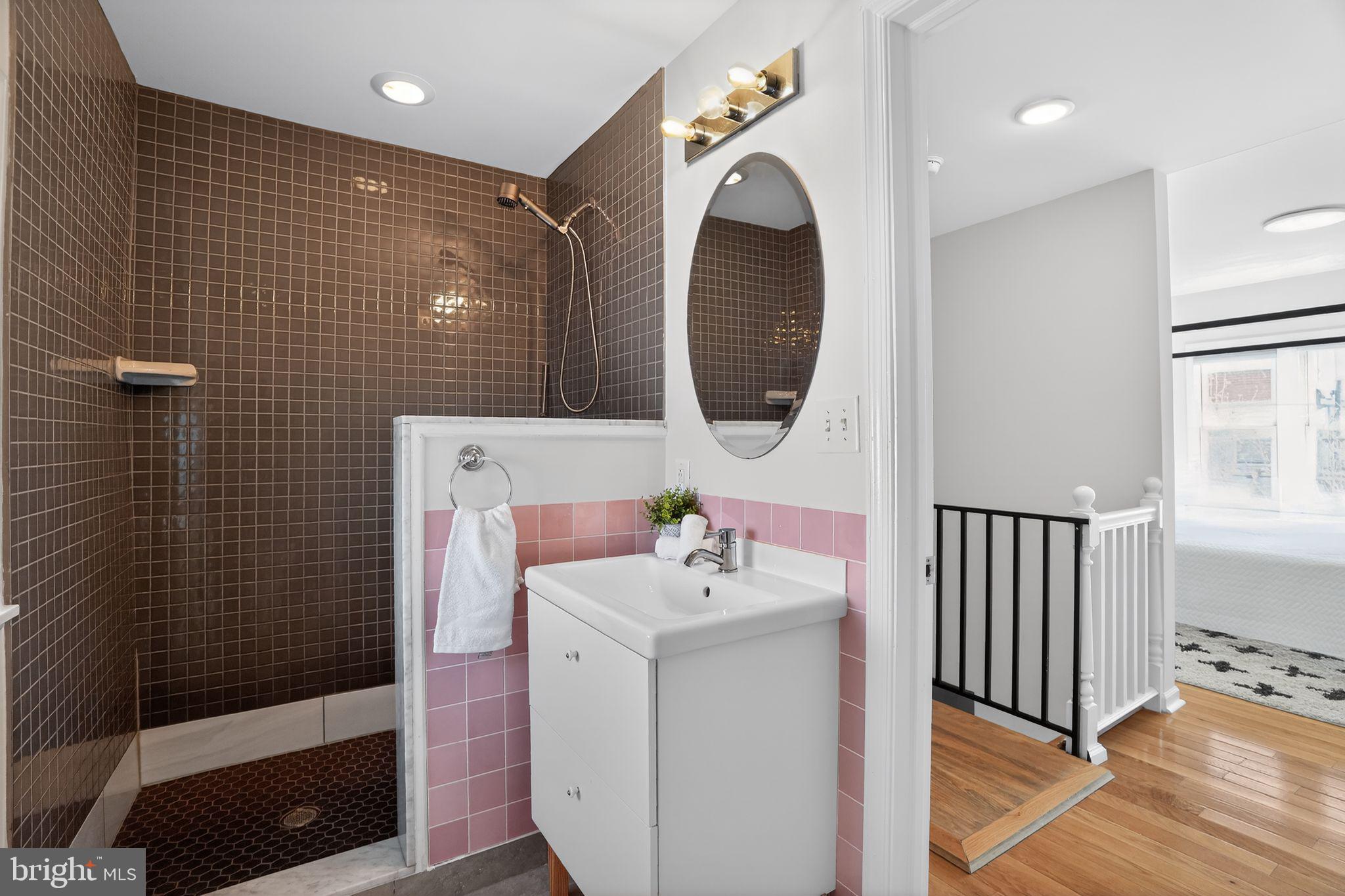 PASSYUNK SQUARE - Residential