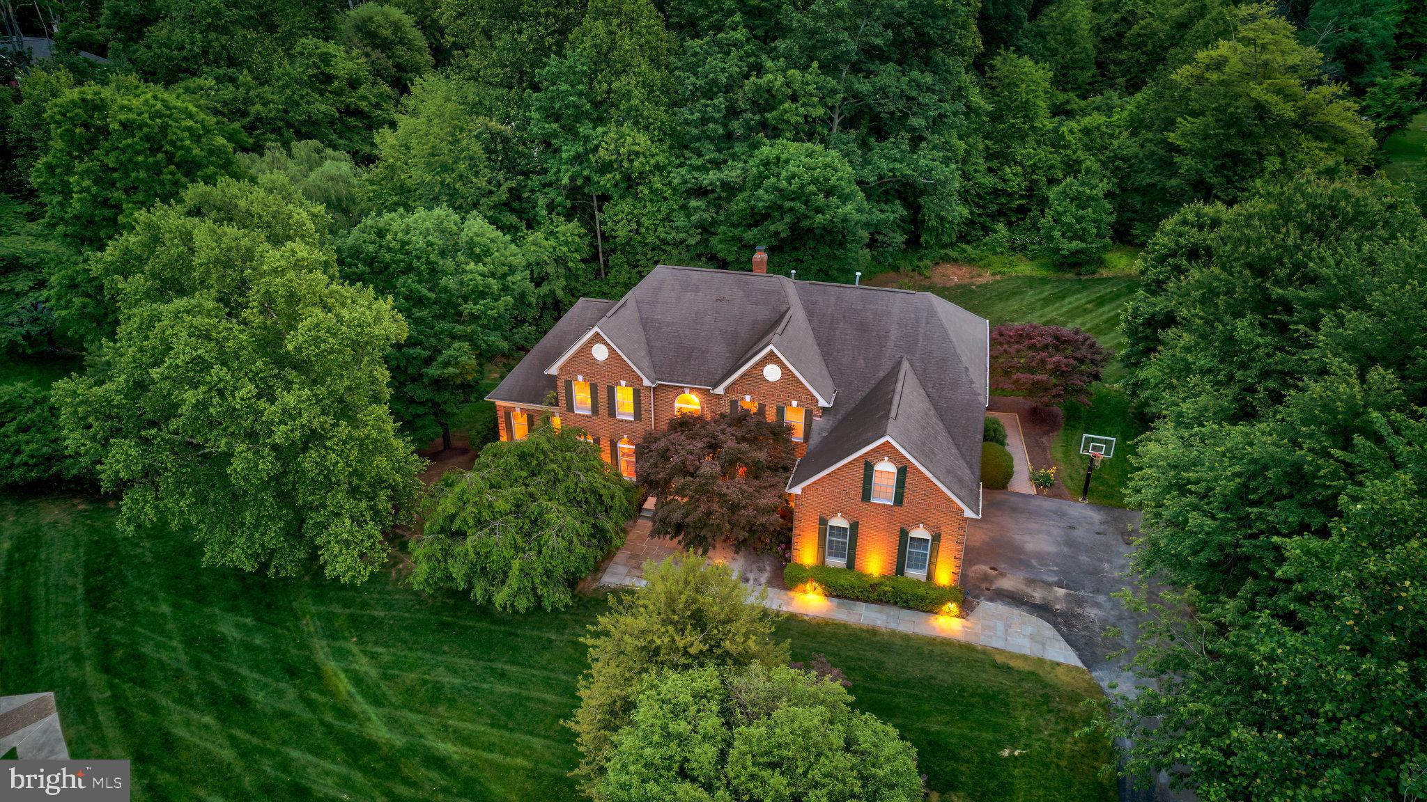 1011 PRESERVE COURT