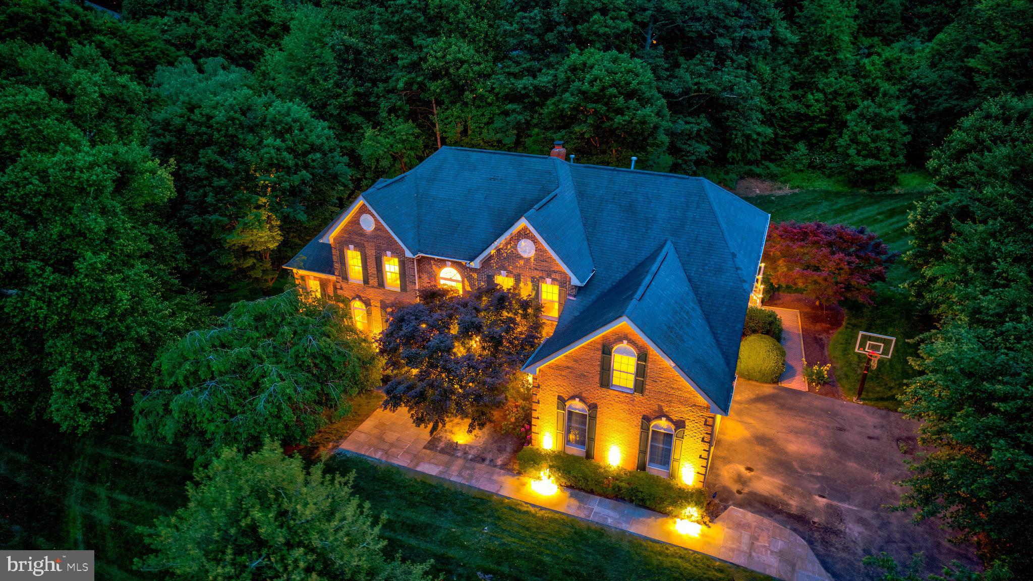 1011 PRESERVE COURT
