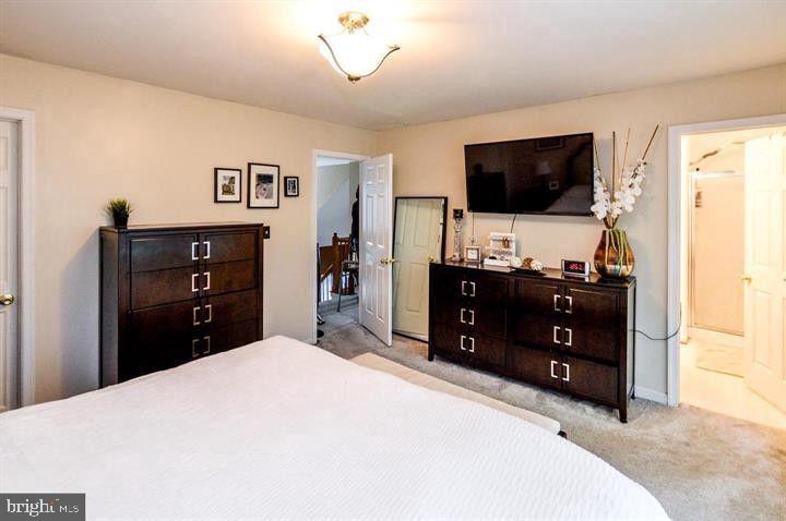 VILLAGES OF MARLBOROUGH - Residential