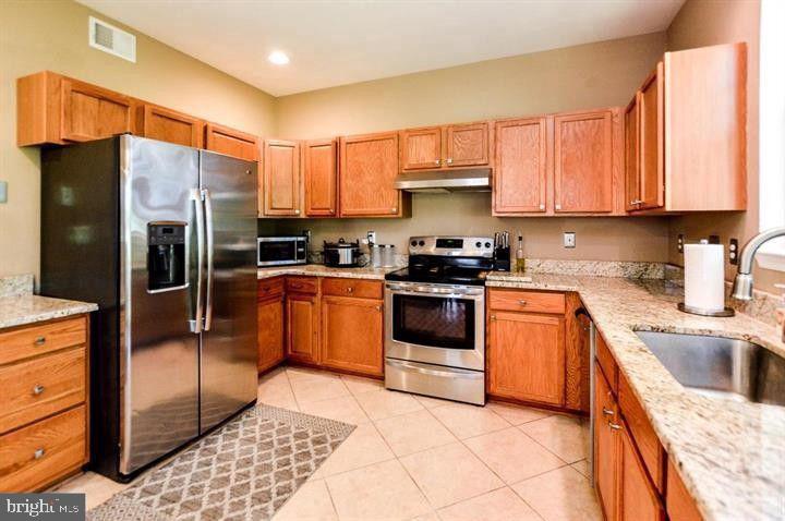 VILLAGES OF MARLBOROUGH - Residential