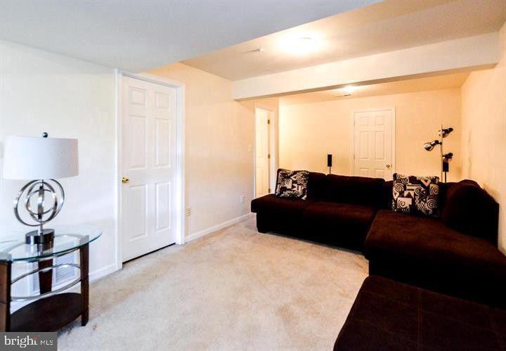 VILLAGES OF MARLBOROUGH - Residential