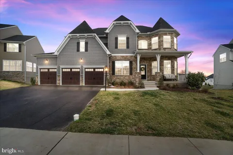 2704 Hillfield Drive, Frederick, MD 21702 - MLS#: MDFR2060846