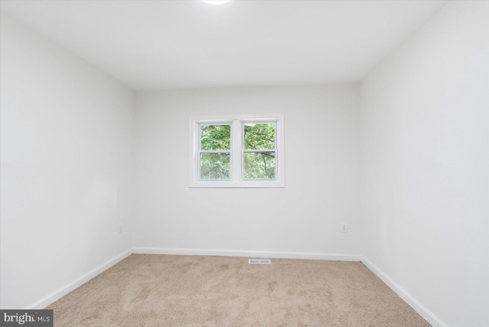 IDLEWOOD - Residential