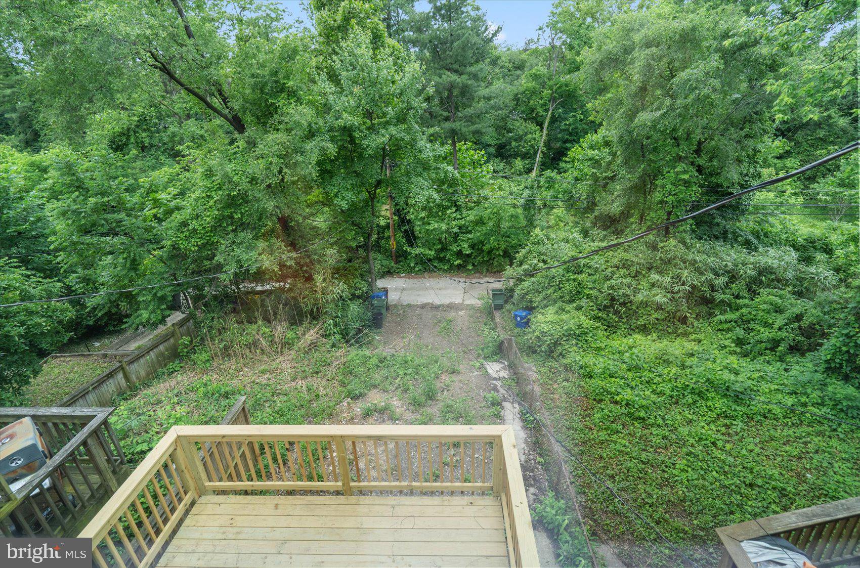 IDLEWOOD - Residential