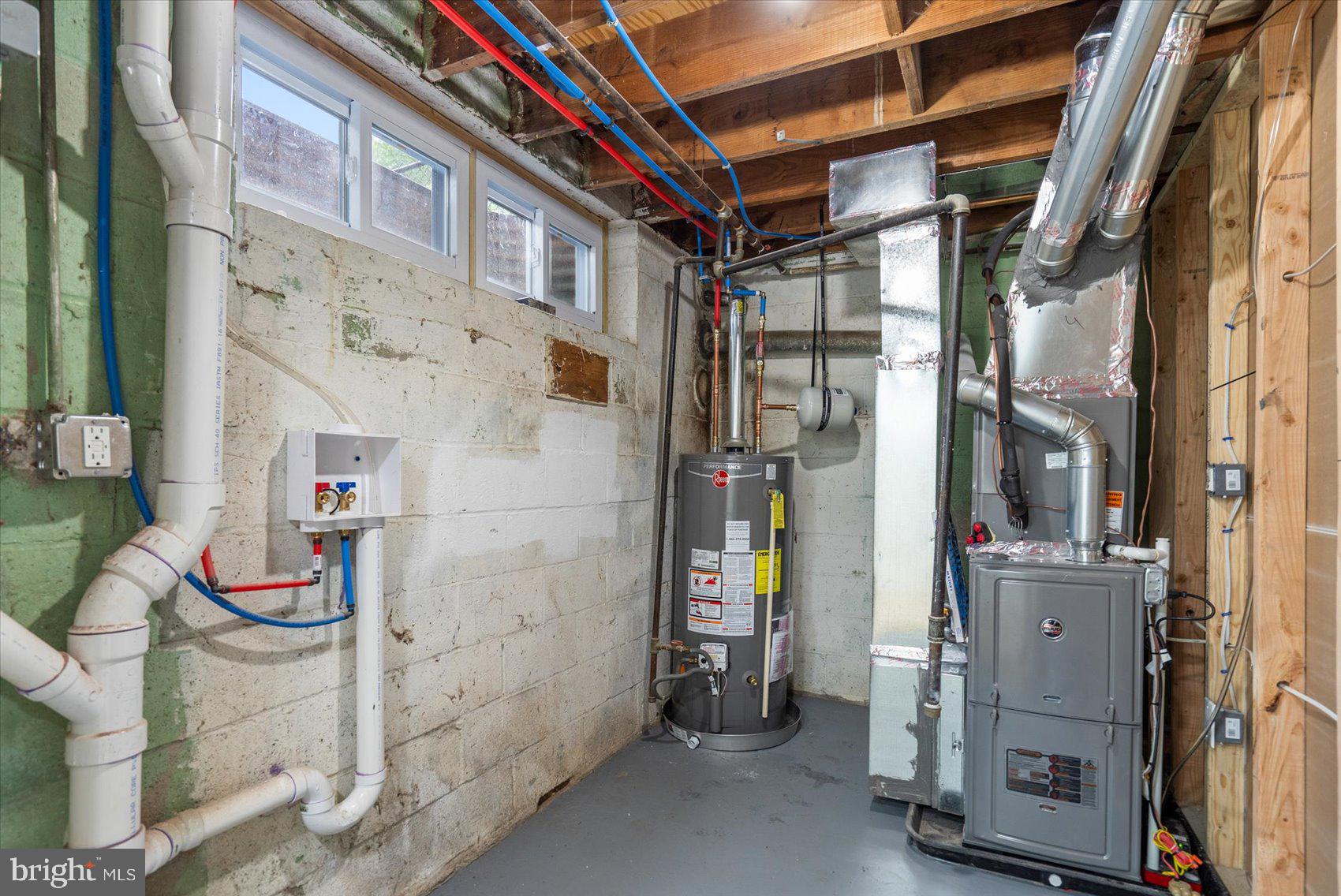 IDLEWOOD - Residential