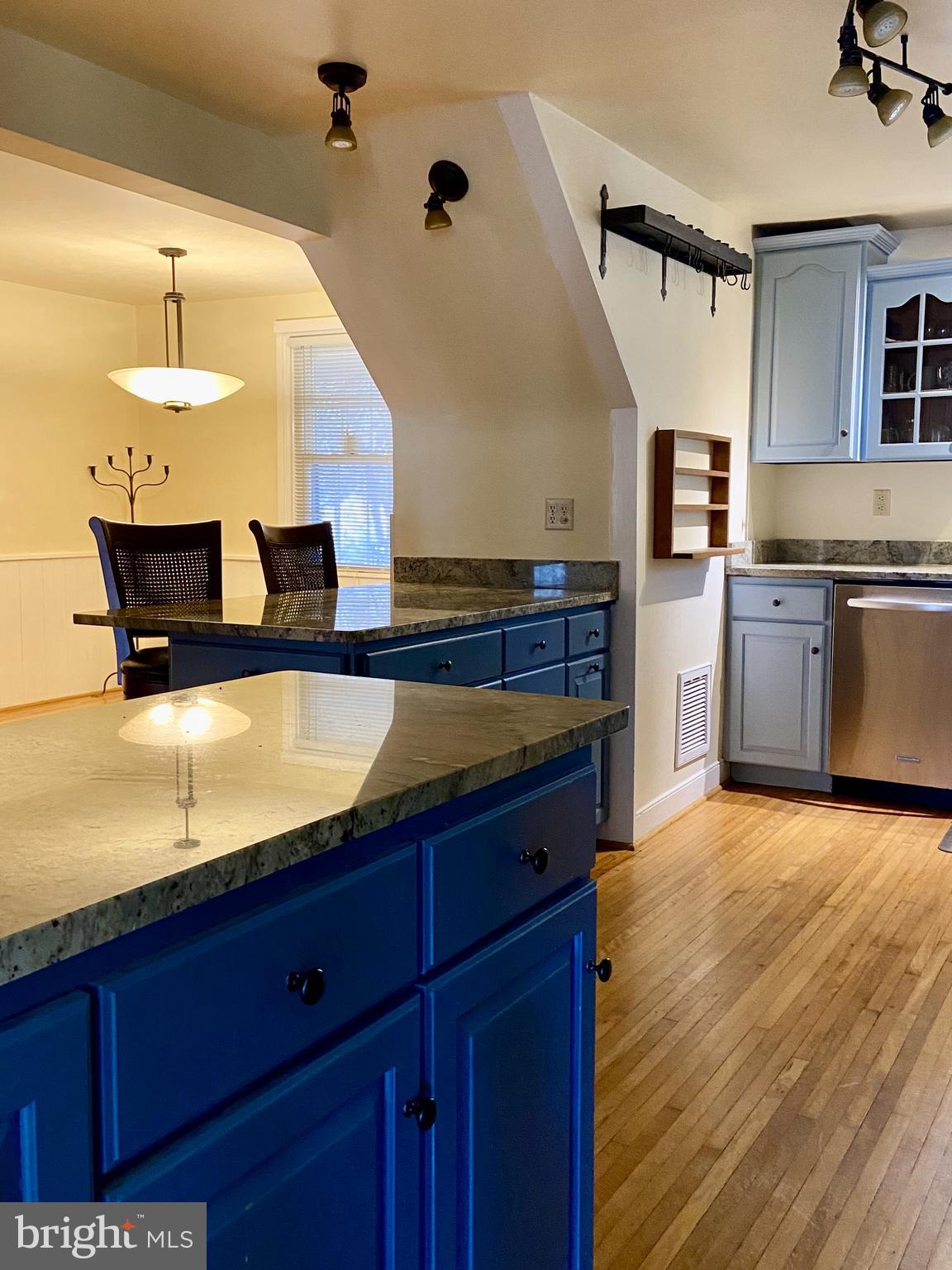 KEEDYSVILLE - Residential