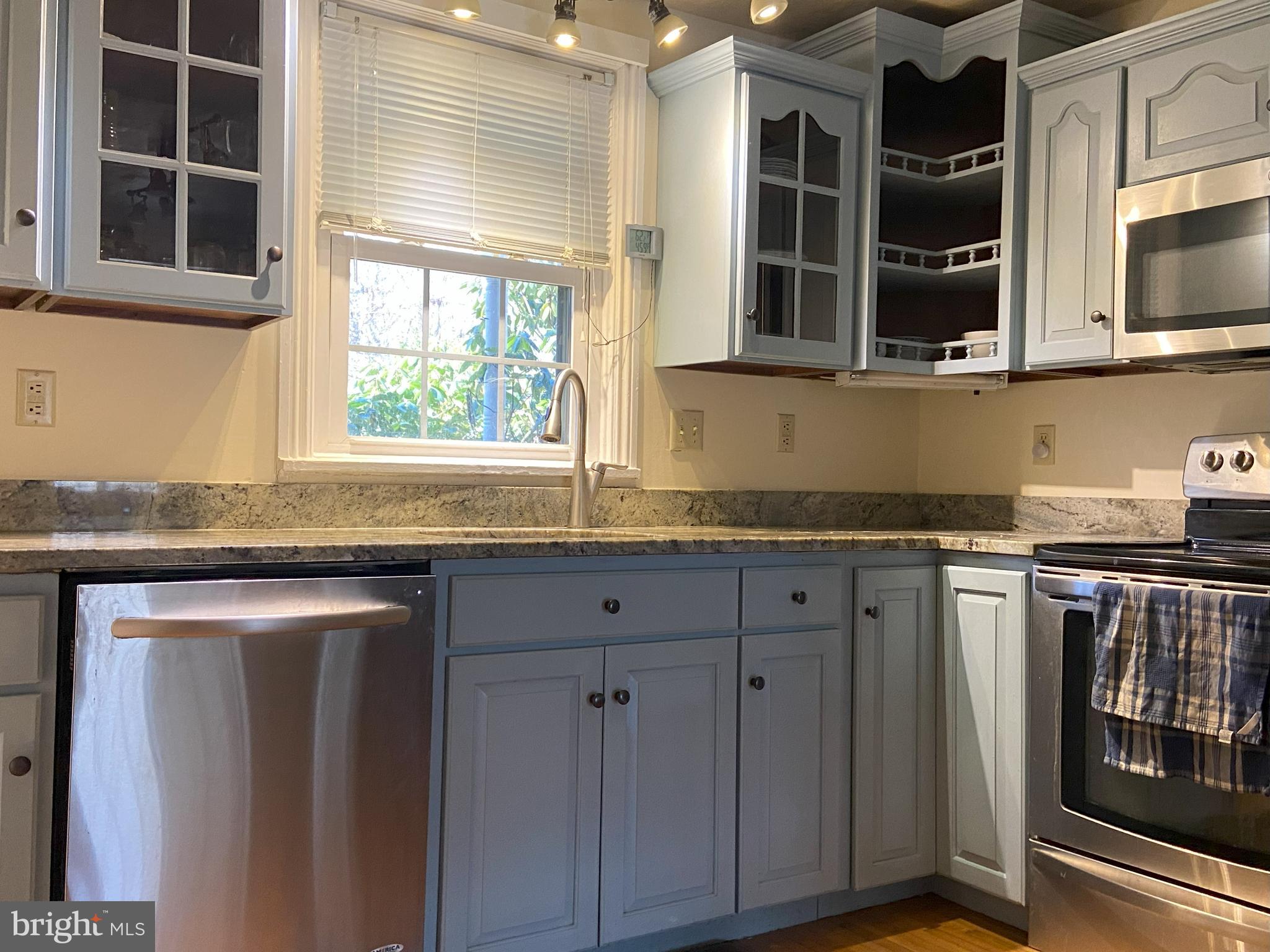 KEEDYSVILLE - Residential