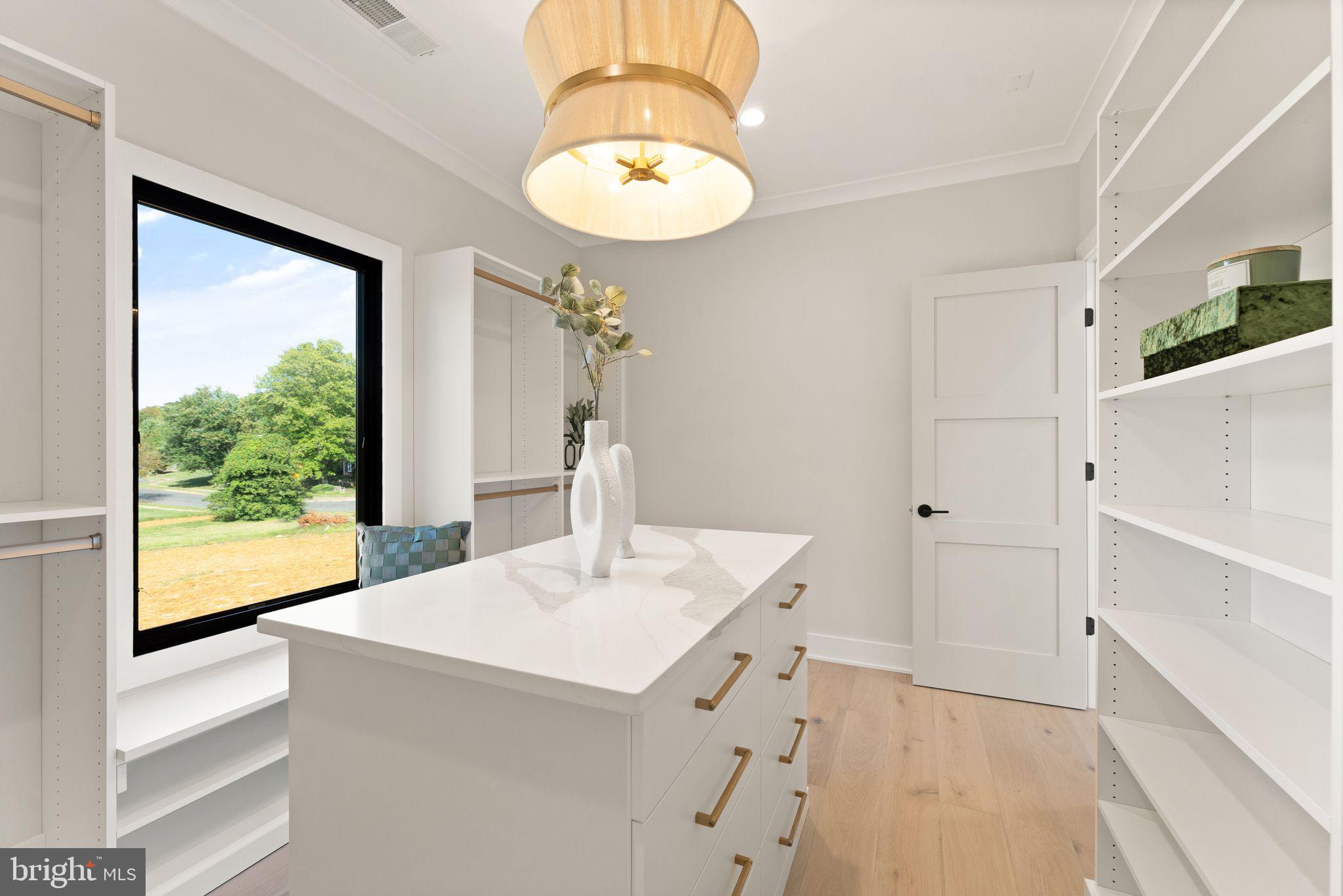 EL NIDO ESTATES - Residential