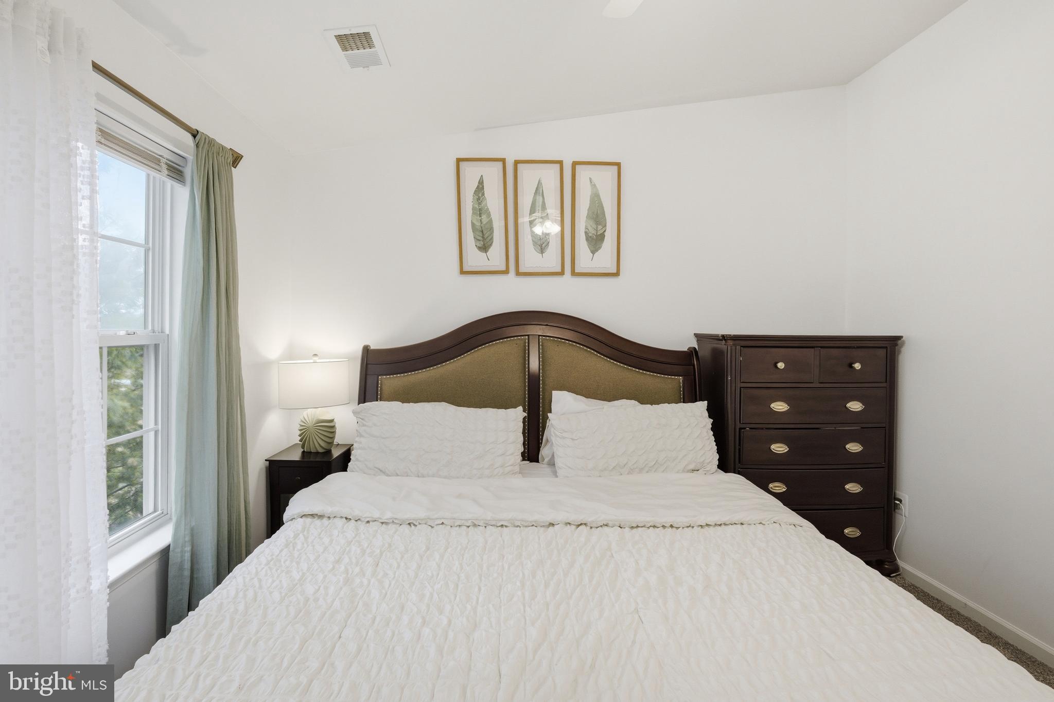 SENECA RIDGE - Residential