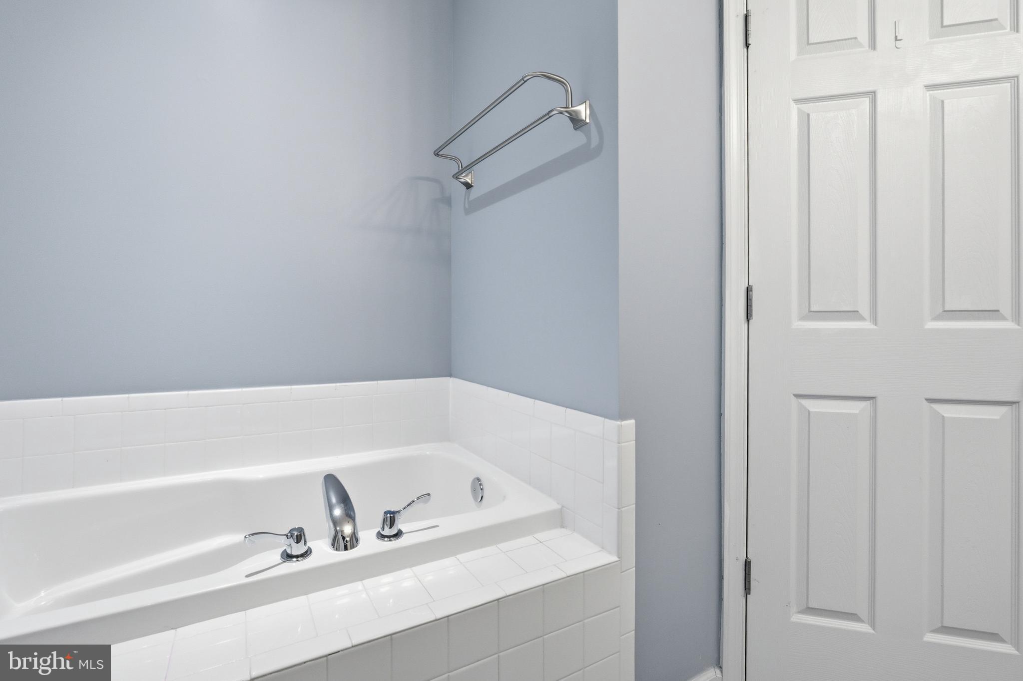 SENECA RIDGE - Residential