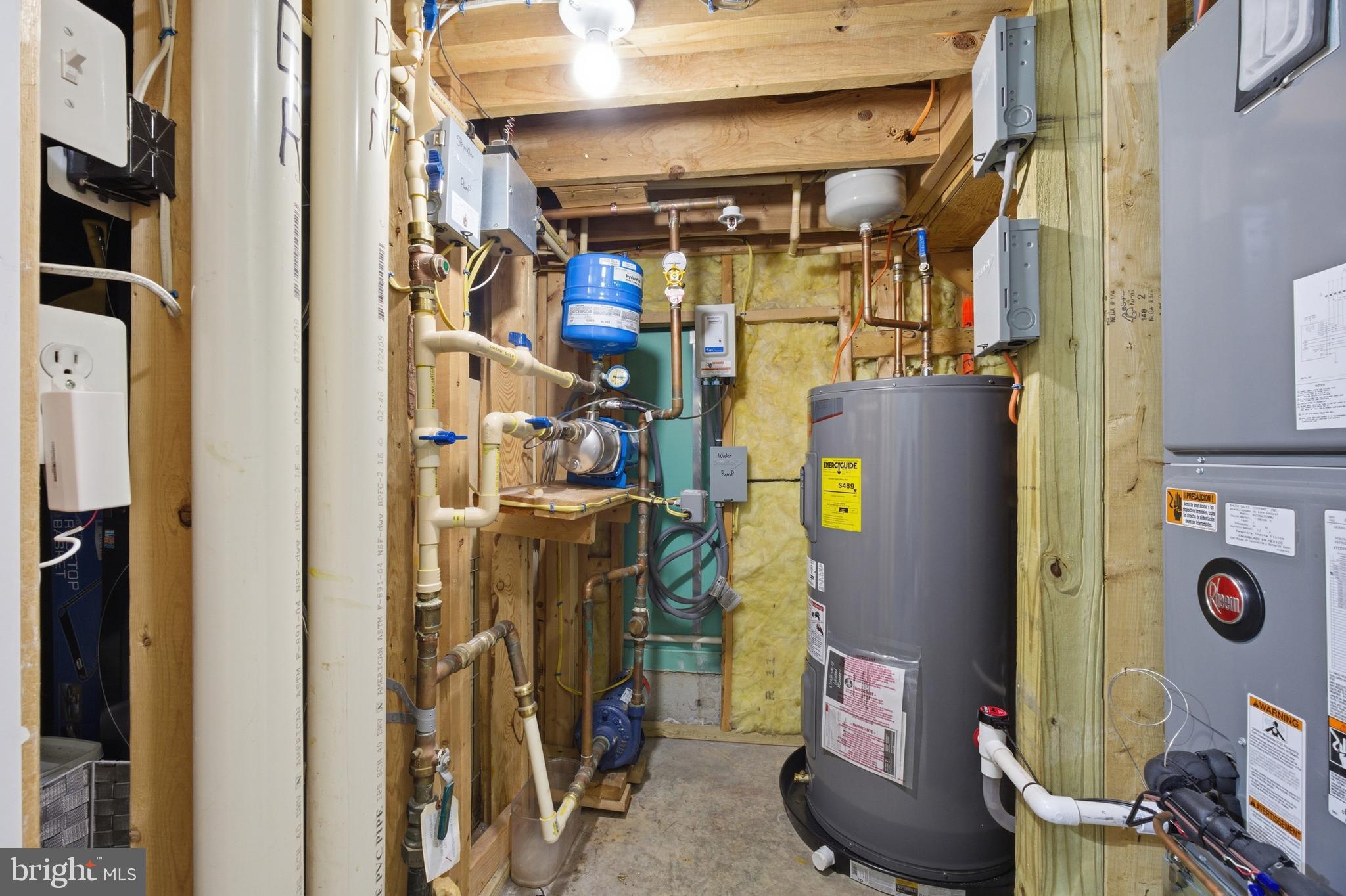 SENECA RIDGE - Residential